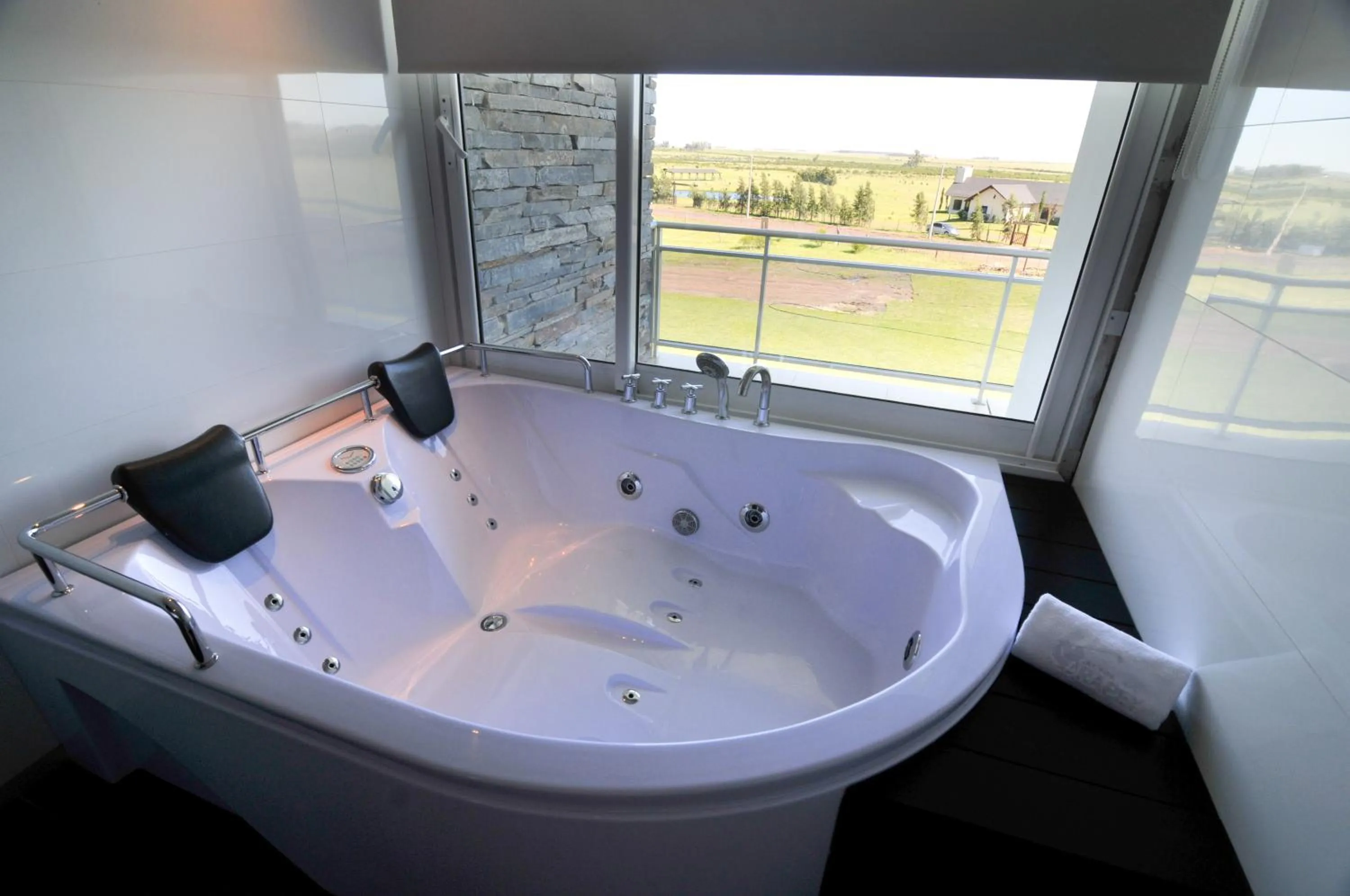 Suite in Altos del Arapey All Inclusive, Golf & Spa