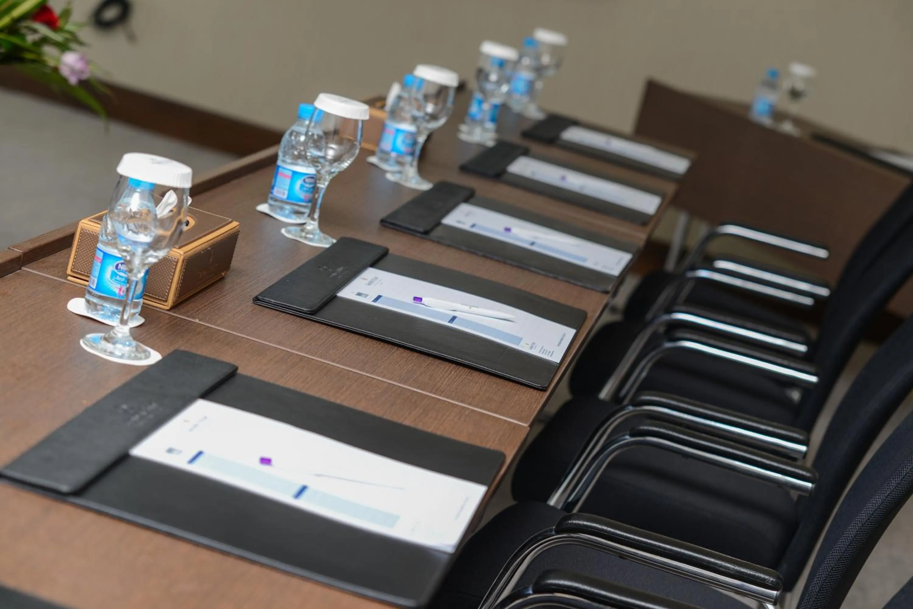 Business facilities in Golden Tulip Dammam Corniche Hotel