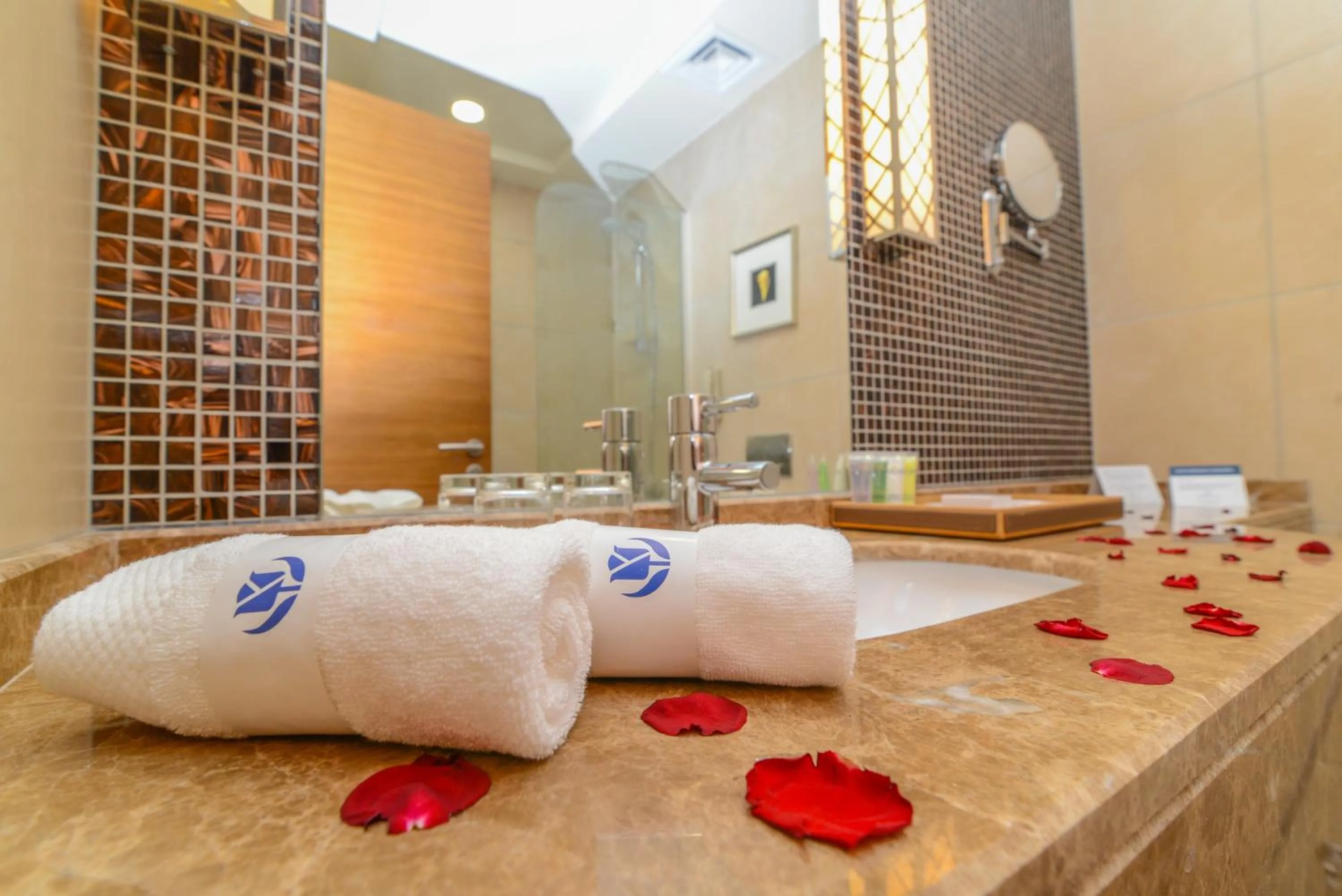 Bathroom in Golden Tulip Dammam Corniche Hotel