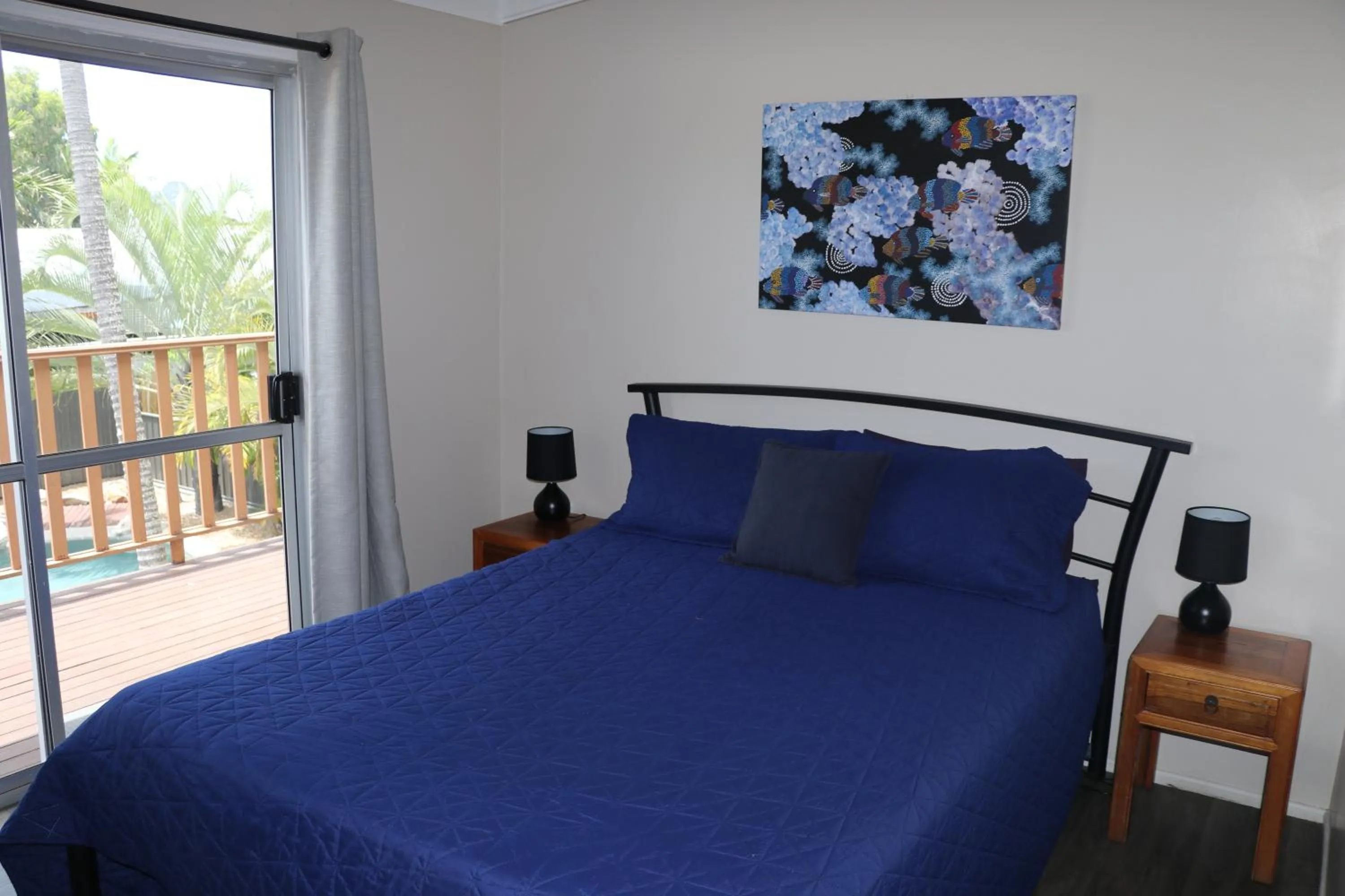 Bedroom, Bed in Pippies Beachhouse Backpackers