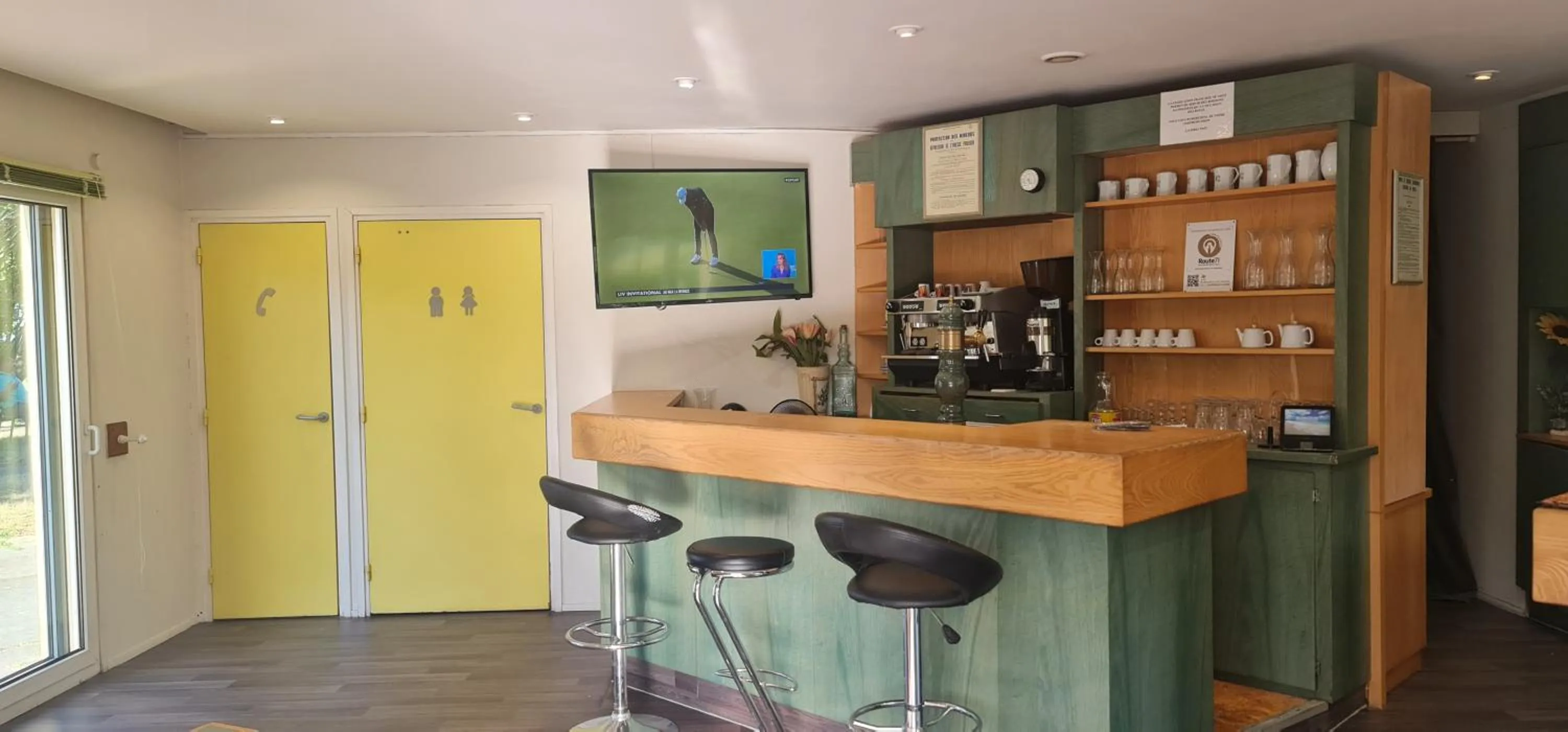 Lounge or bar in Charme en Maconnais