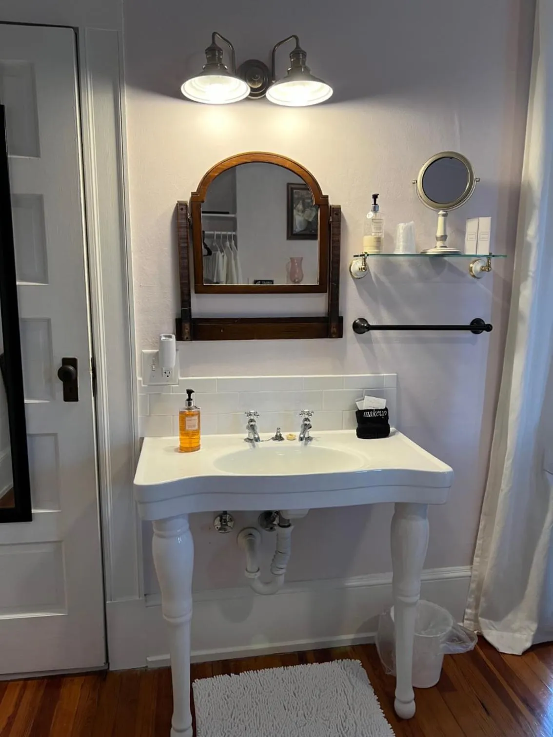 Bedroom in Hoyt House Luxury Bed & Breakfast