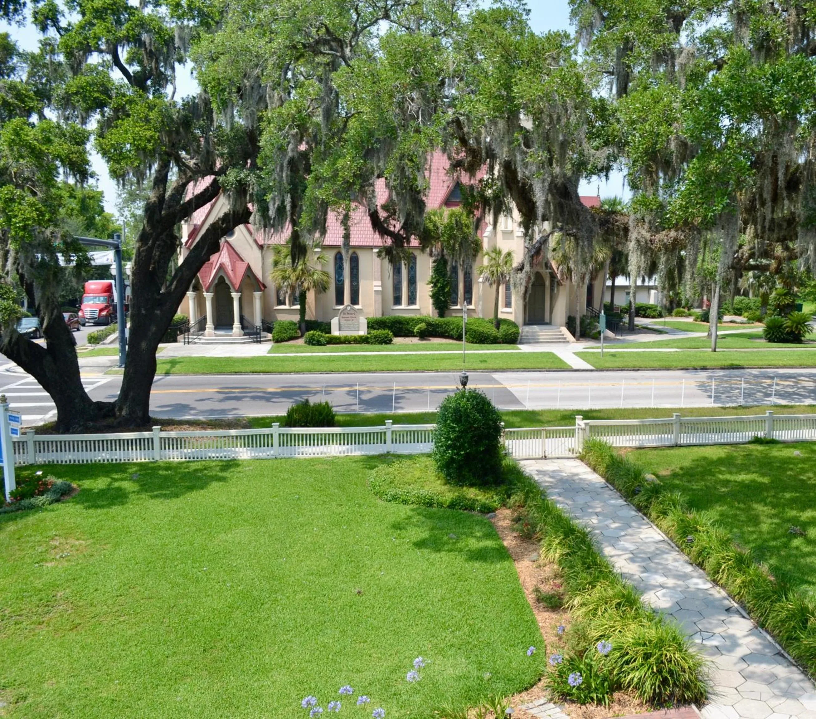 Garden view in Hoyt House Luxury Bed & Breakfast