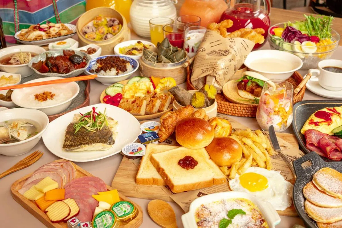 Buffet breakfast in Hotel Tainan