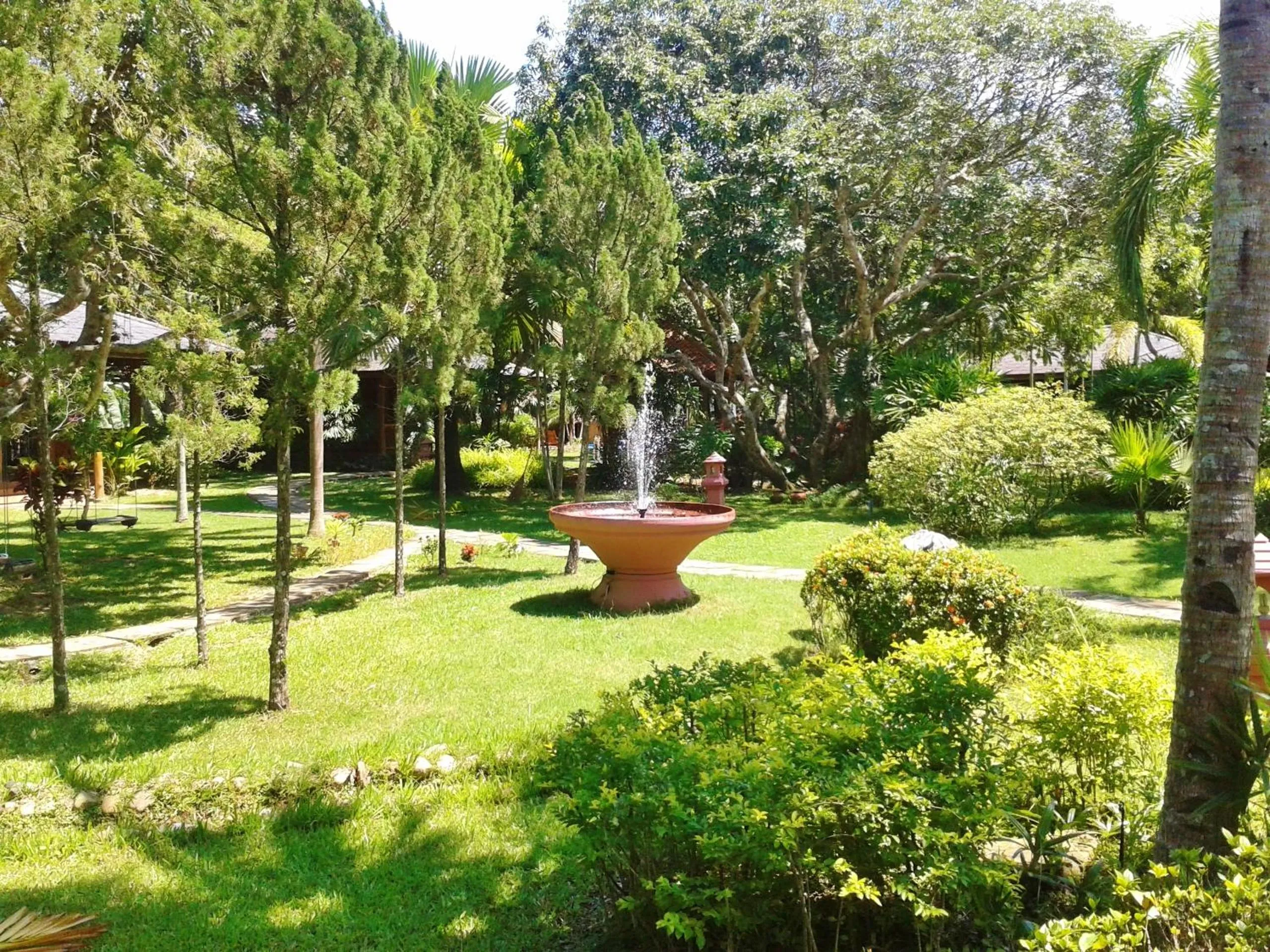 Garden in Huan Chiang Dao Resort