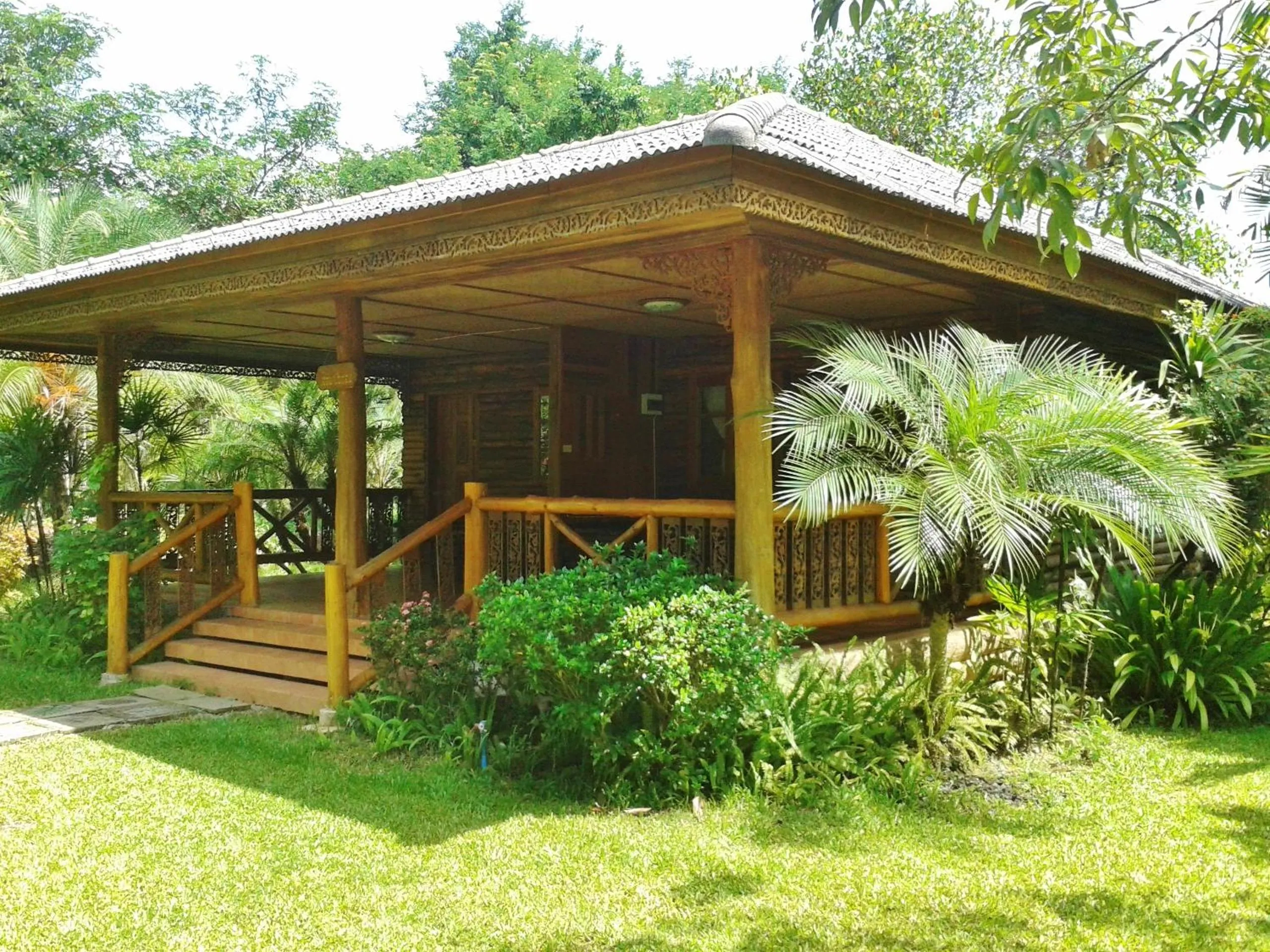 Facade/entrance in Huan Chiang Dao Resort