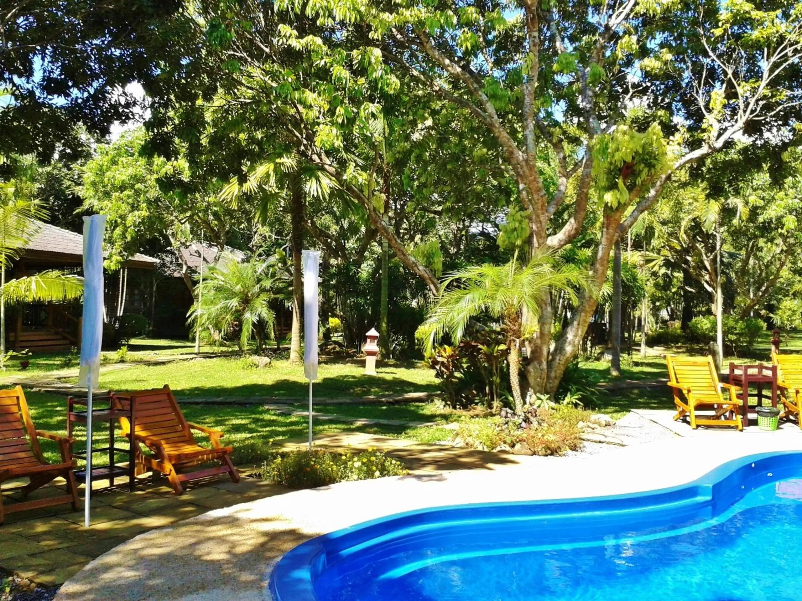 Swimming pool in Huan Chiang Dao Resort