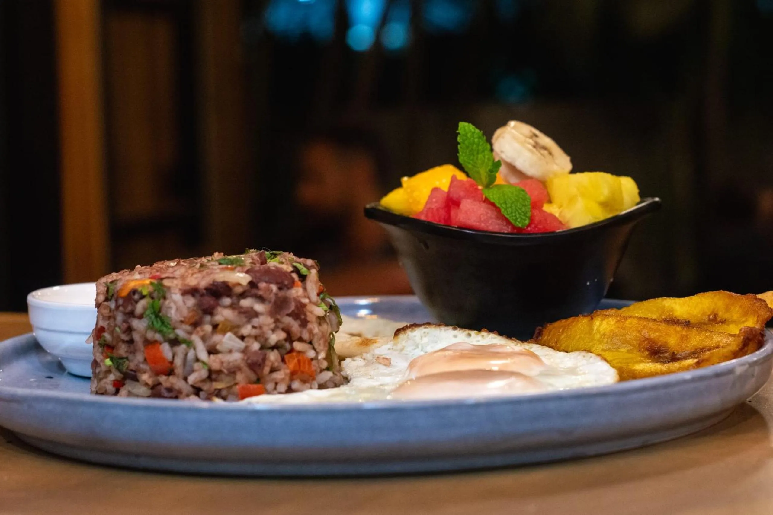 Restaurant/places to eat in Ventura Santa Teresa