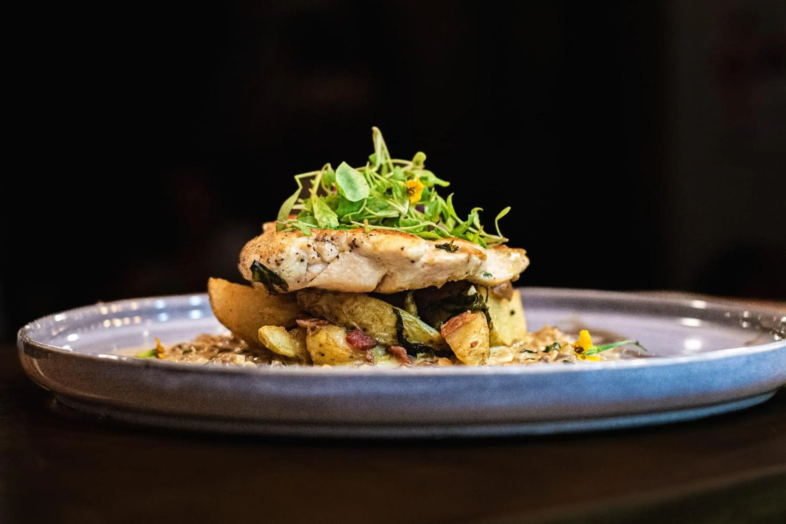 Restaurant/places to eat in Ventura Santa Teresa