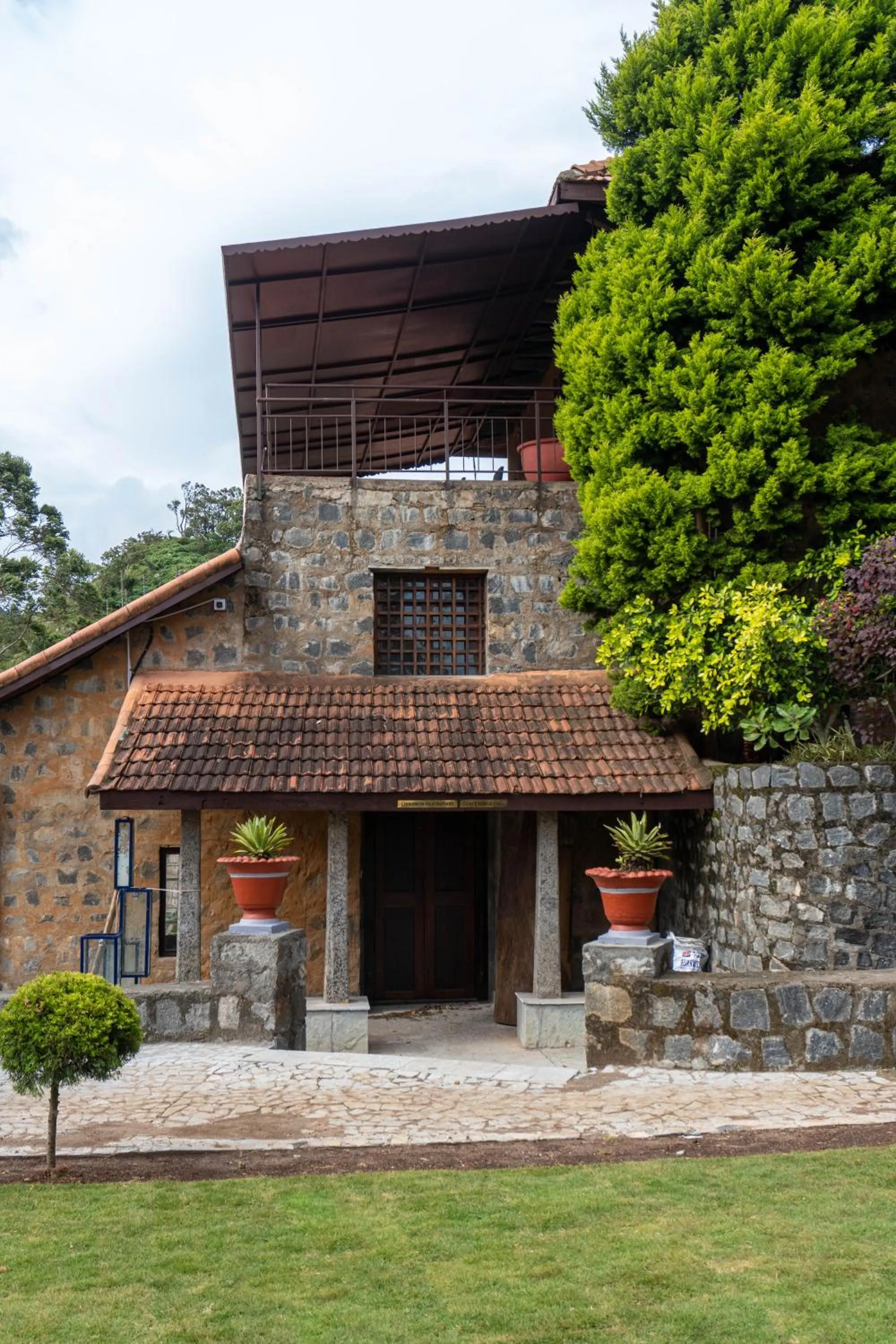 Facade/entrance in Mango Hill Yercaud