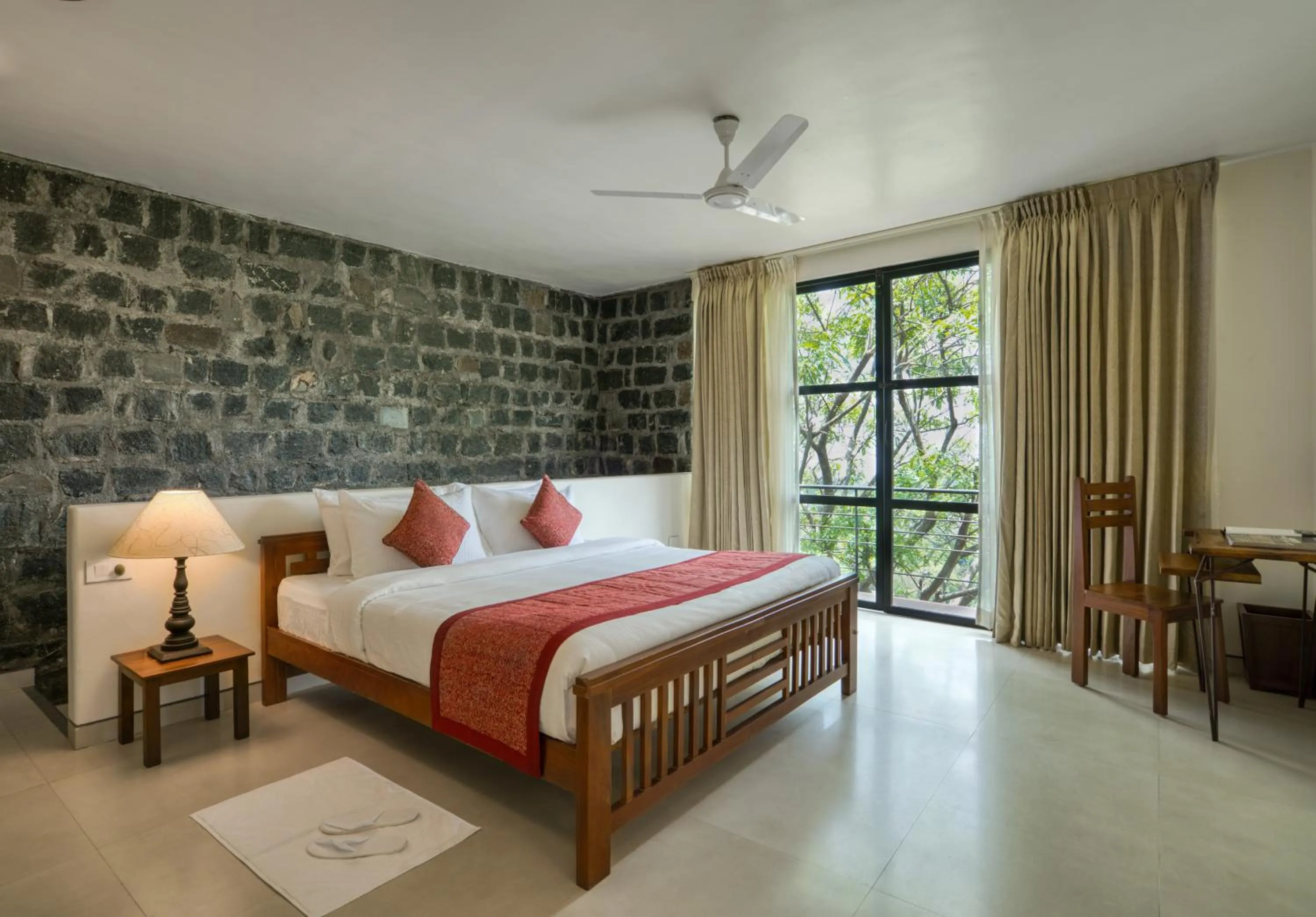 Bed in Mango Hill Yercaud