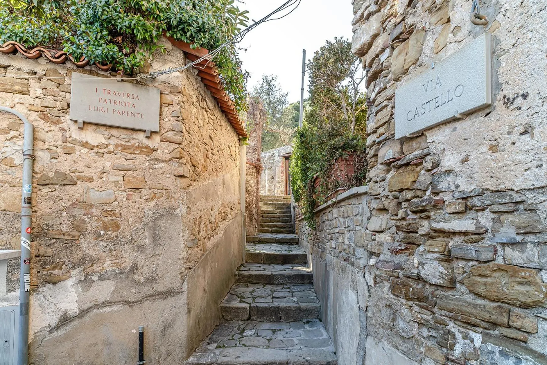 Property building in De Gulia Charme and Relax