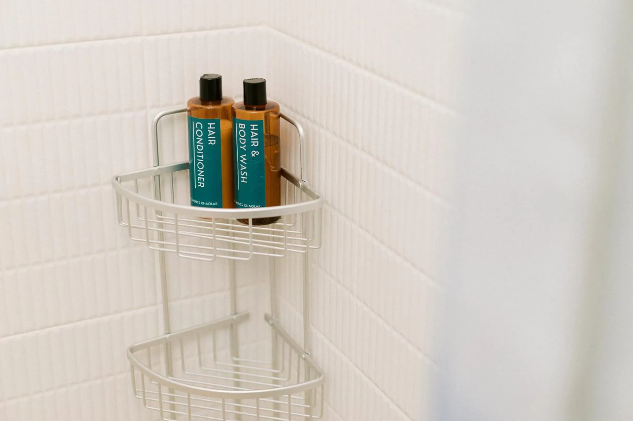 Shower in Nautical Home & Seashell House B&B