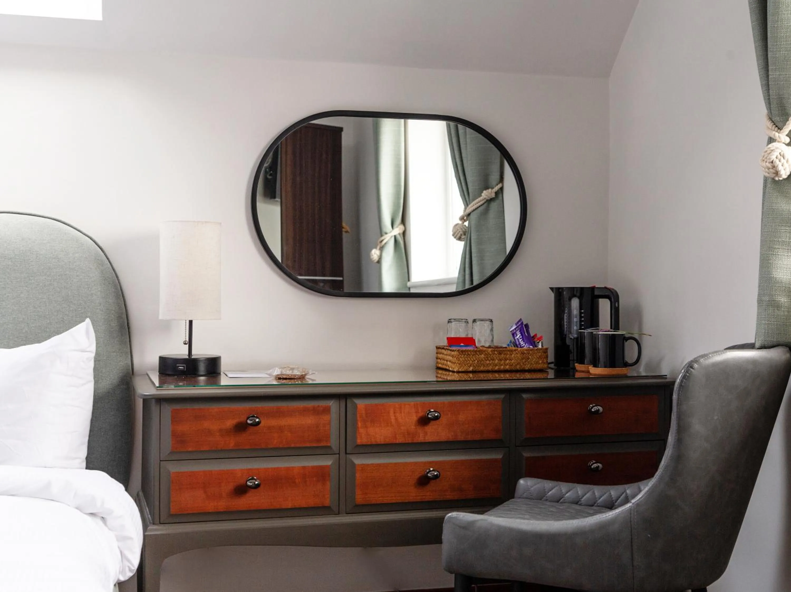 Guests in Bojangles Guest House