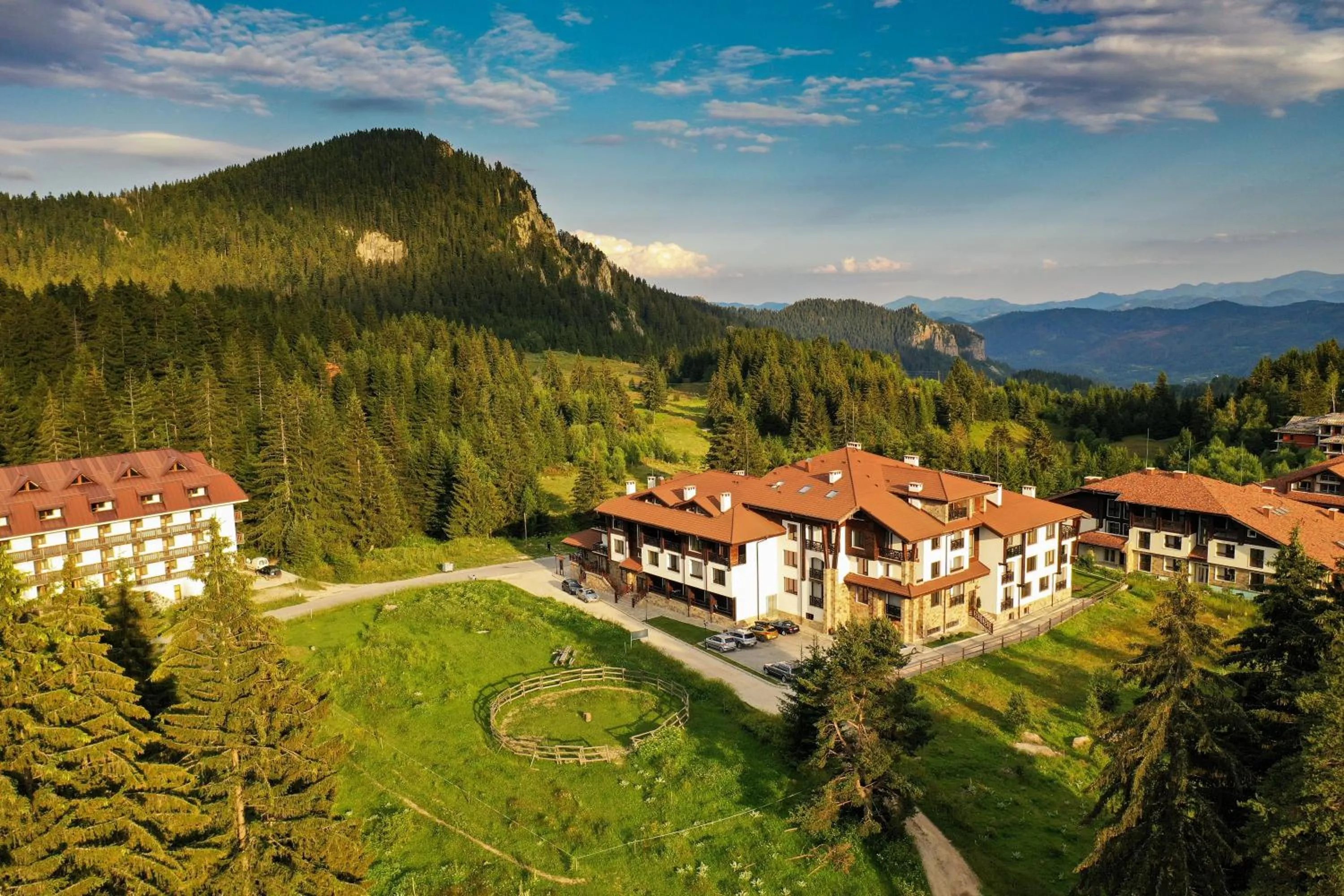 Neighbourhood in Oak Residence Hotel & Relax