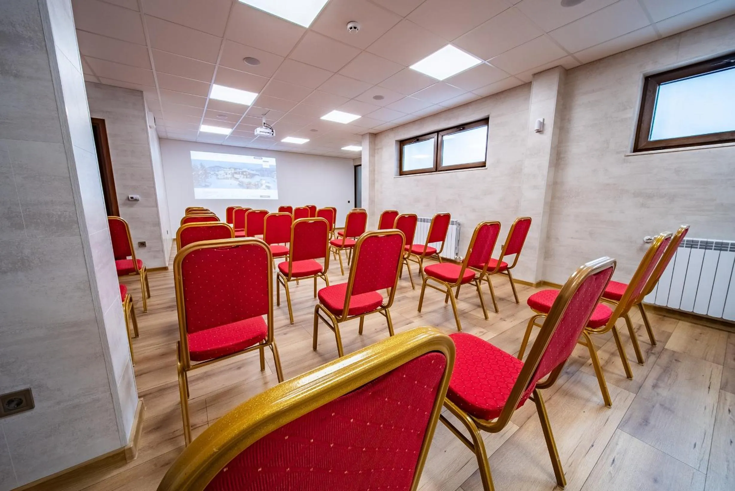 Meeting/conference room in Oak Residence Hotel & Relax