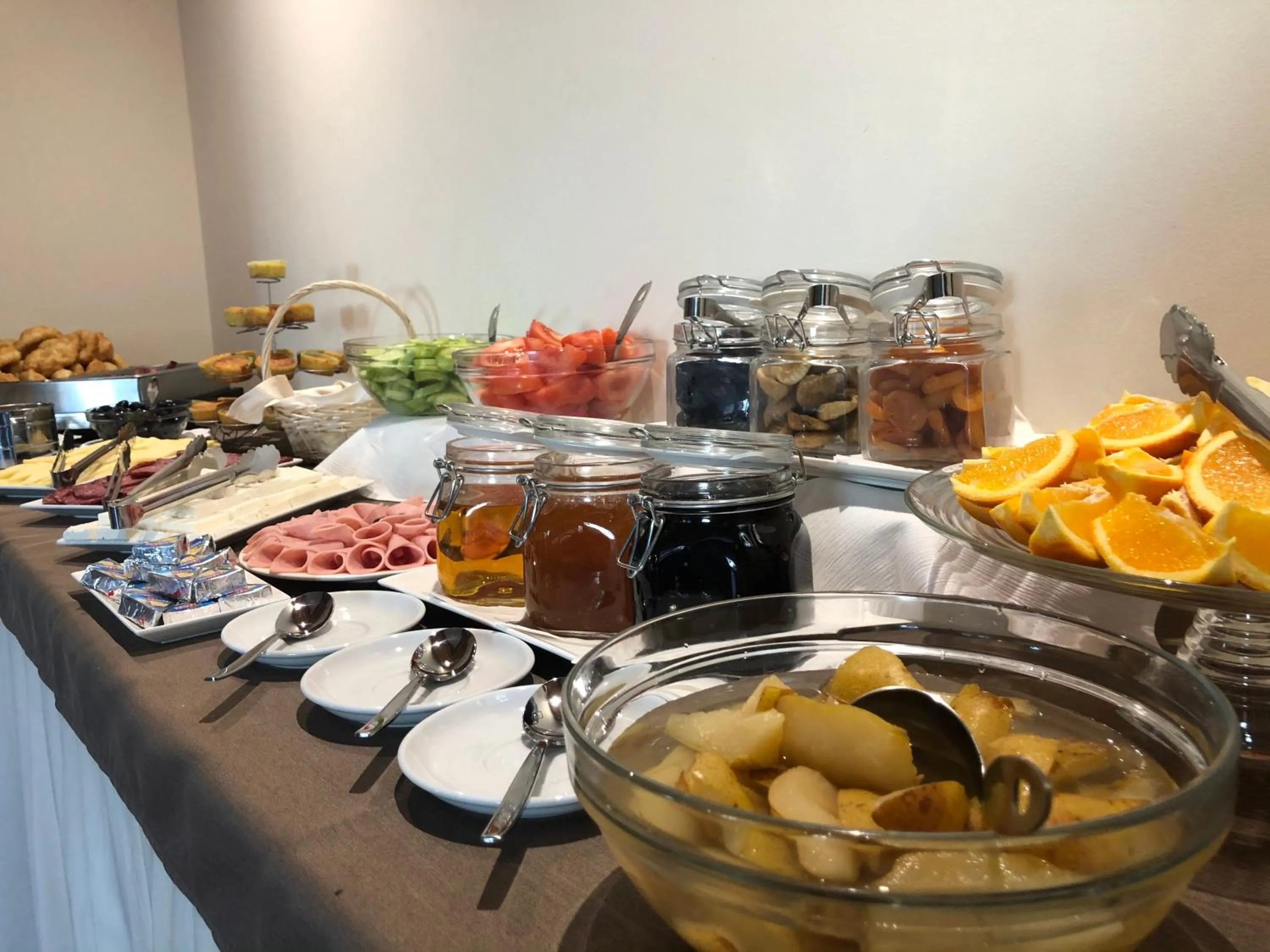 Food in Oak Residence Hotel & Relax