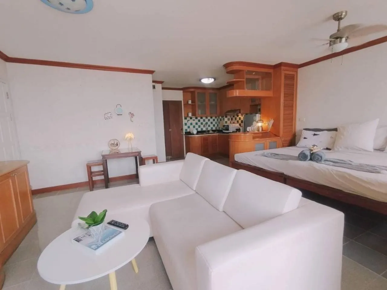 Restaurant/places to eat in The Park Land Bangna by Nudda