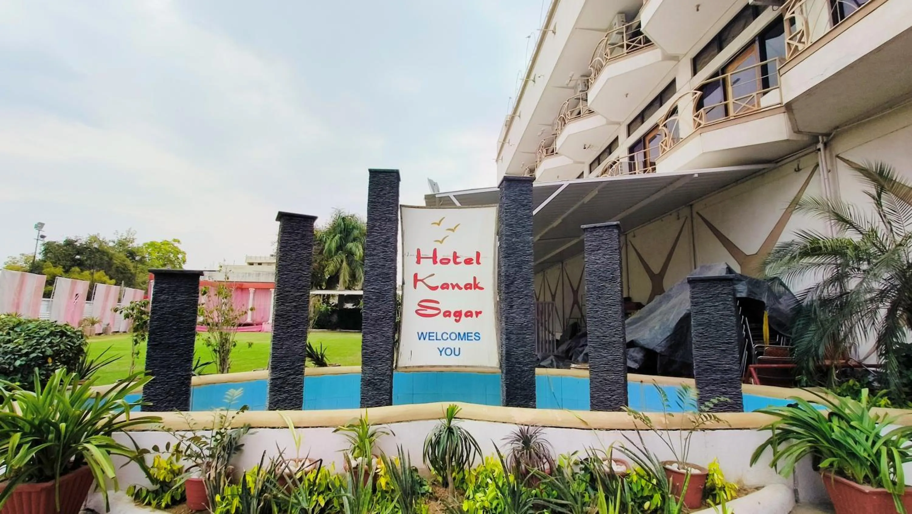 Hotel Kanak Sagar