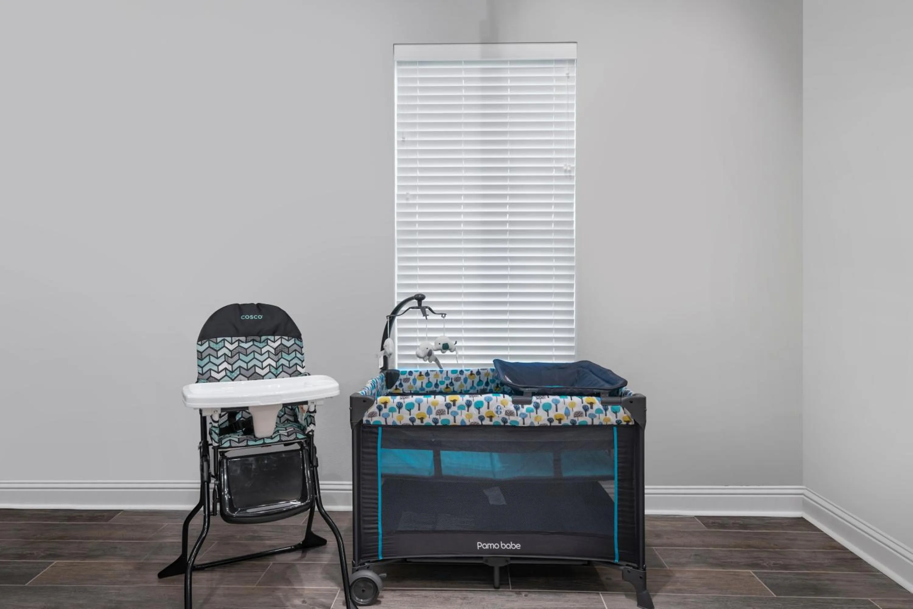 cot in Zen House, a peaceful sanctuary in Shreveport, LA! Tv in each room