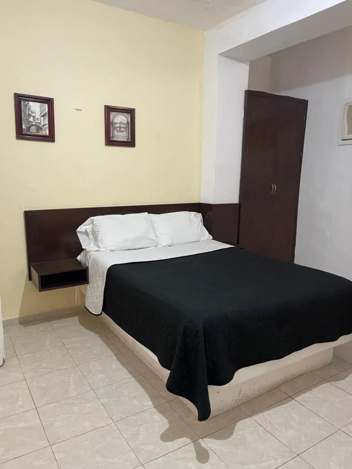 Bed in Hotel Cupules