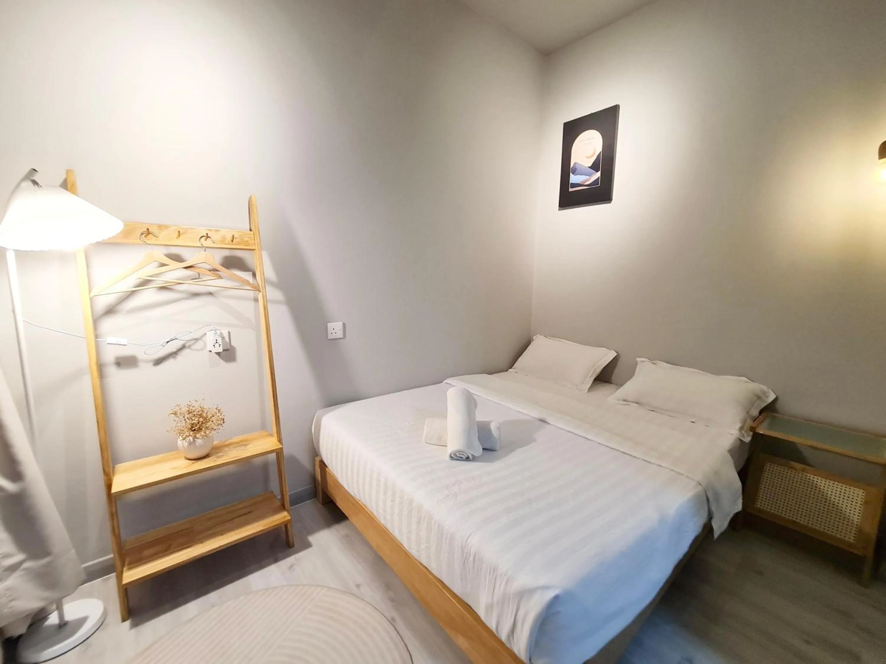 Bed in Sunset Seaview Vacation Condos @ Jesselton Quay