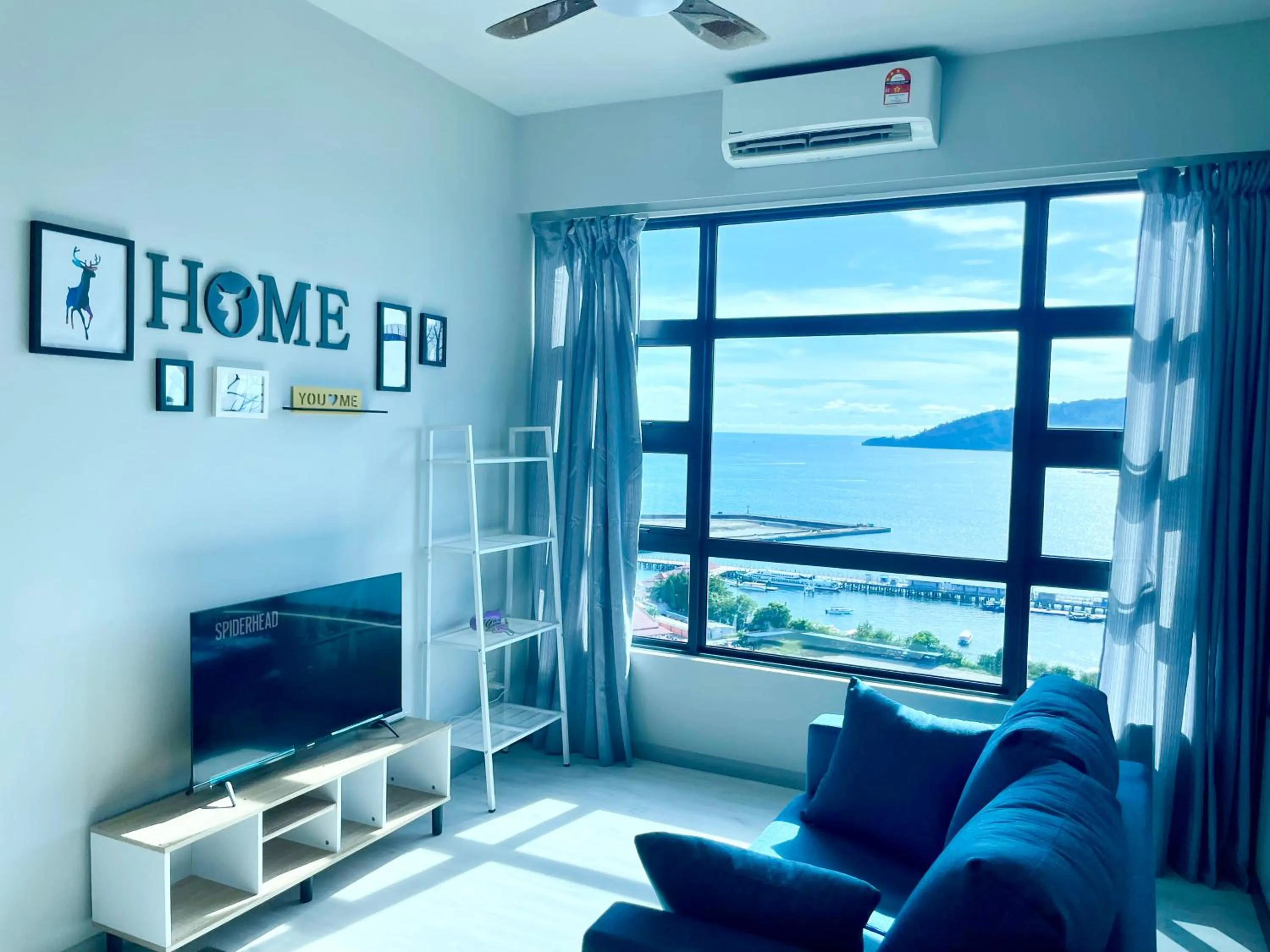 Living room in Sunset Seaview Vacation Condos @ Jesselton Quay