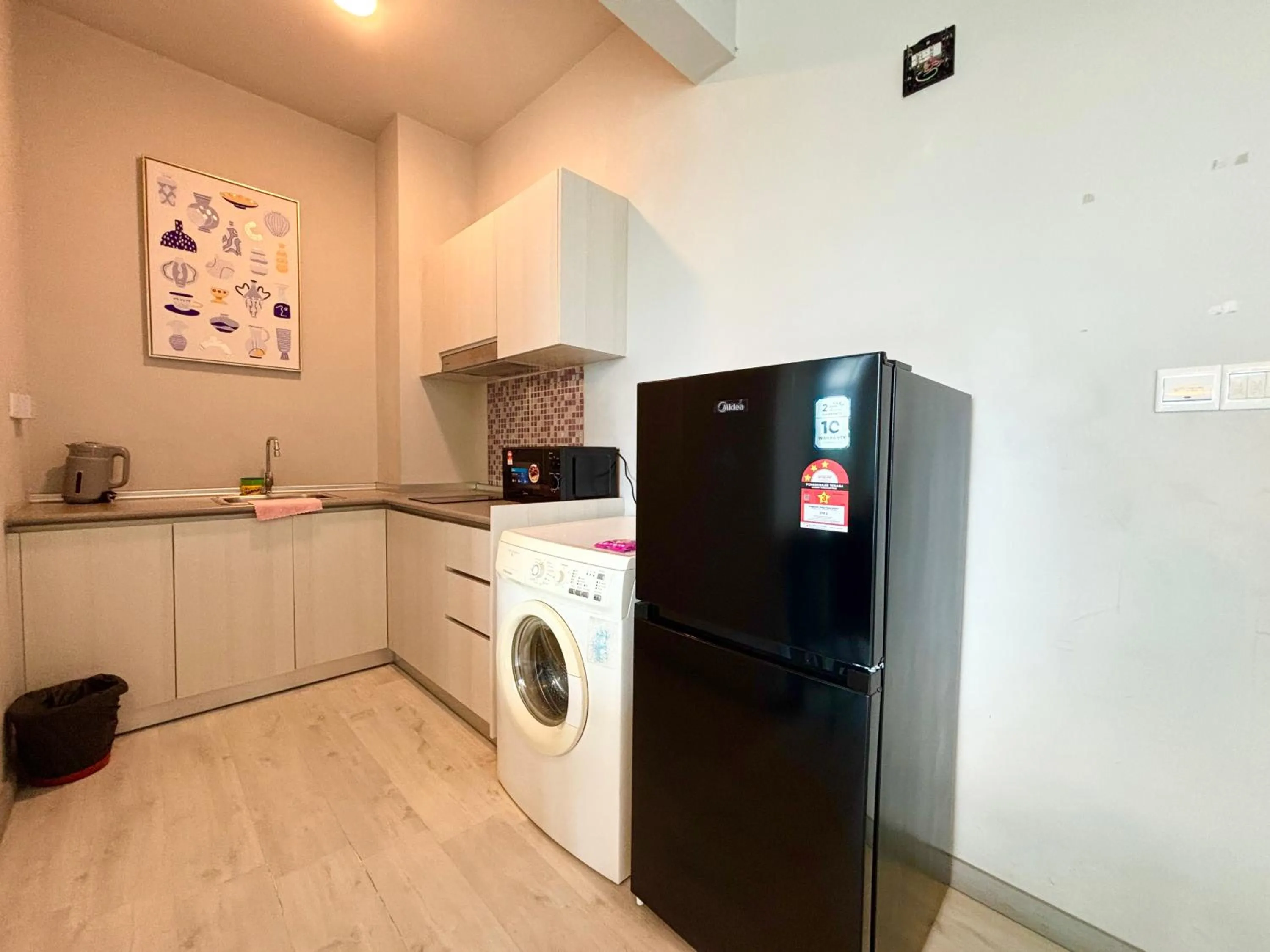 Kitchen or kitchenette in Sunset Seaview Vacation Condos @ Jesselton Quay