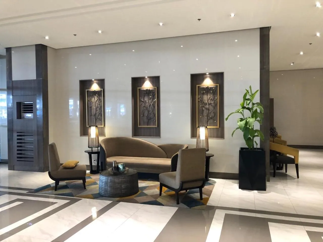 Lobby or reception in Cozy and Classy Studio Across Airport Terminal 3