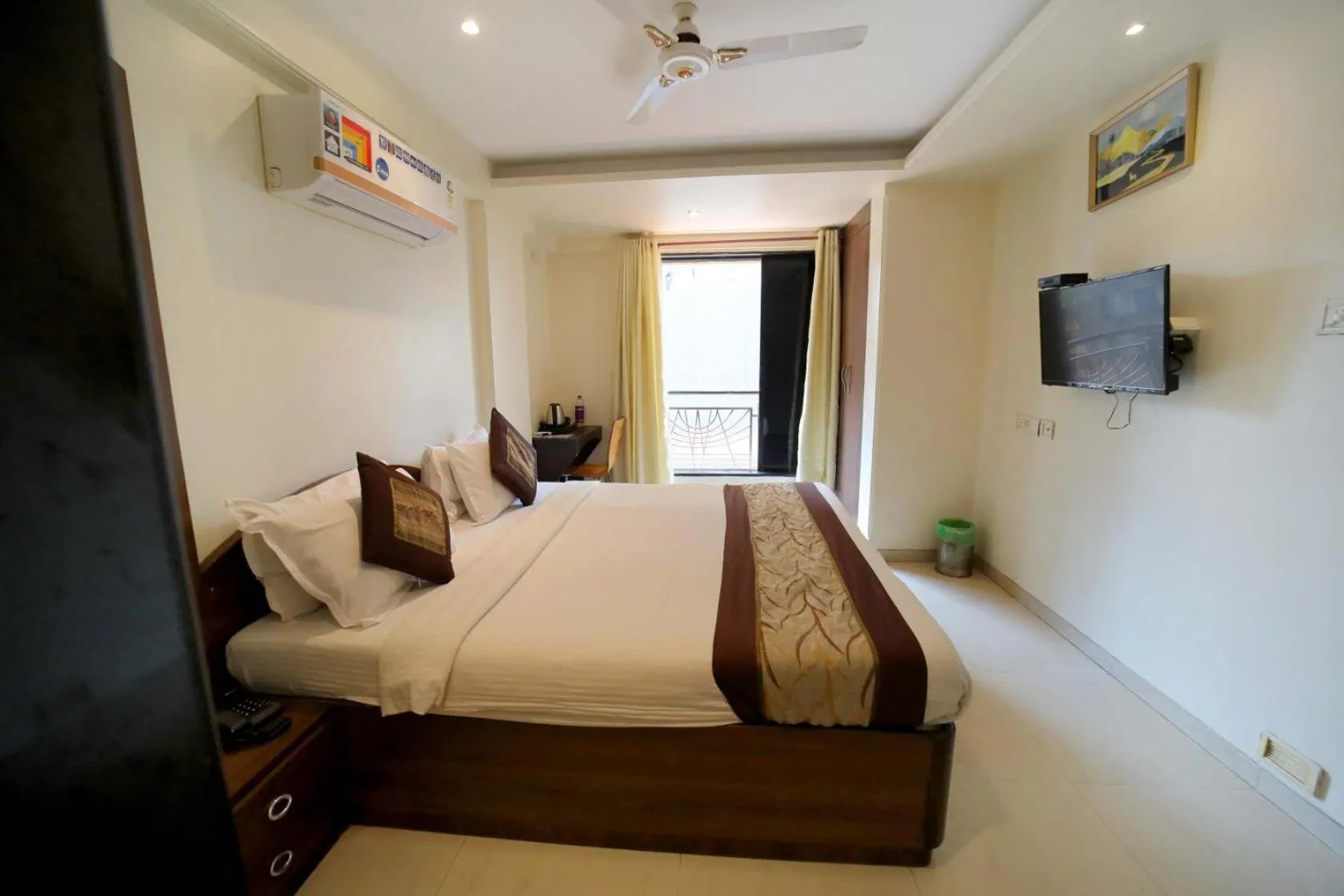Bed in PANCHVATI RESIDENCY ANDHERI WEST
