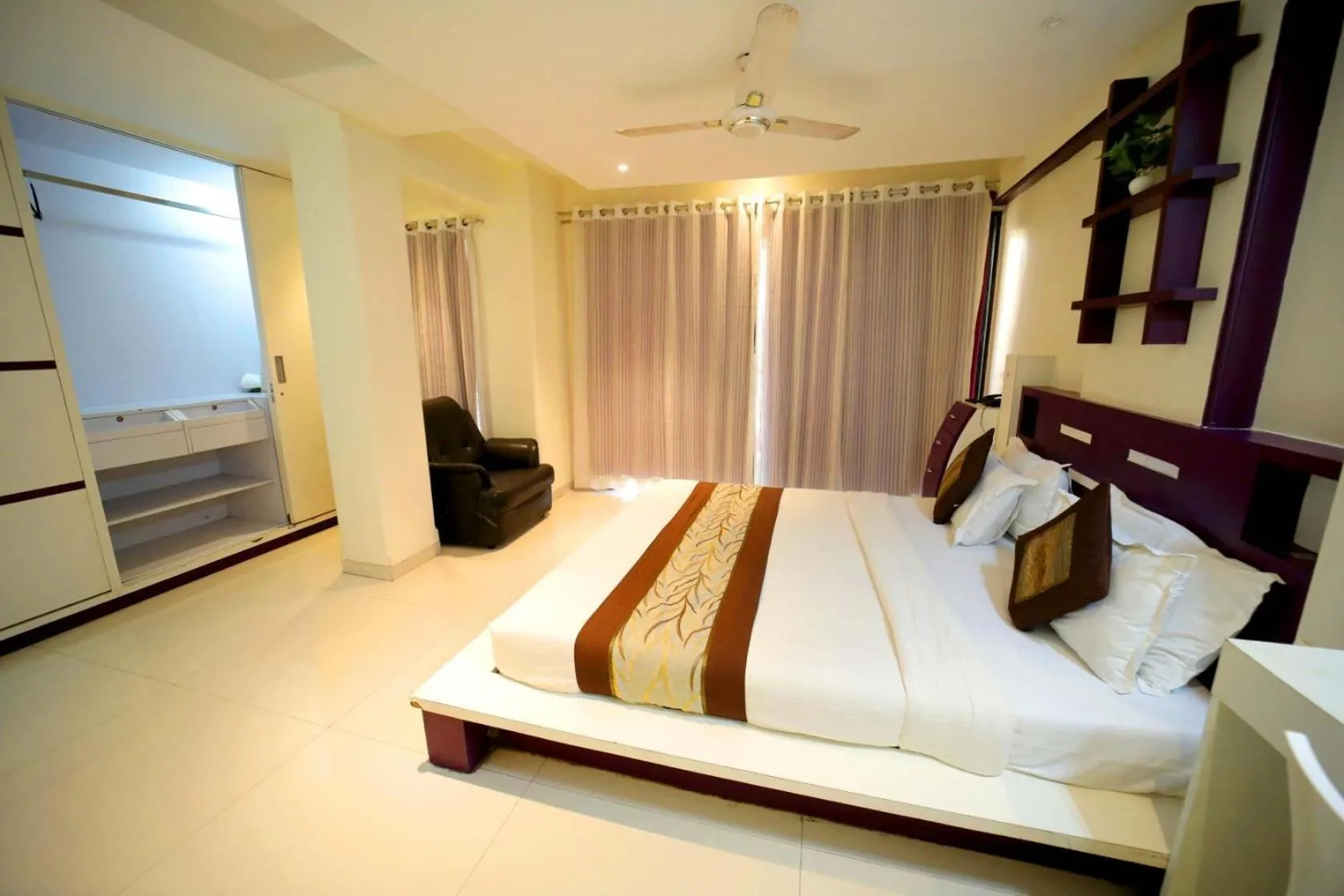 Bed in PANCHVATI RESIDENCY ANDHERI WEST