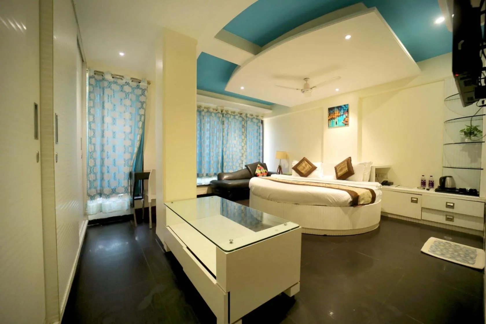 Bed in PANCHVATI RESIDENCY ANDHERI WEST