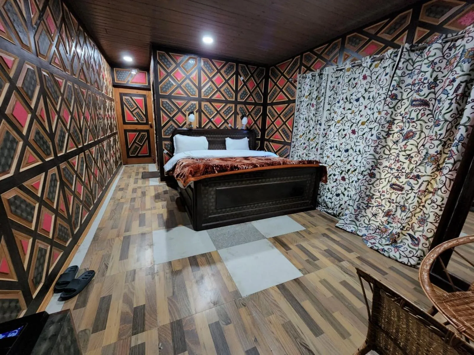 Bed in Hotel Mughal India