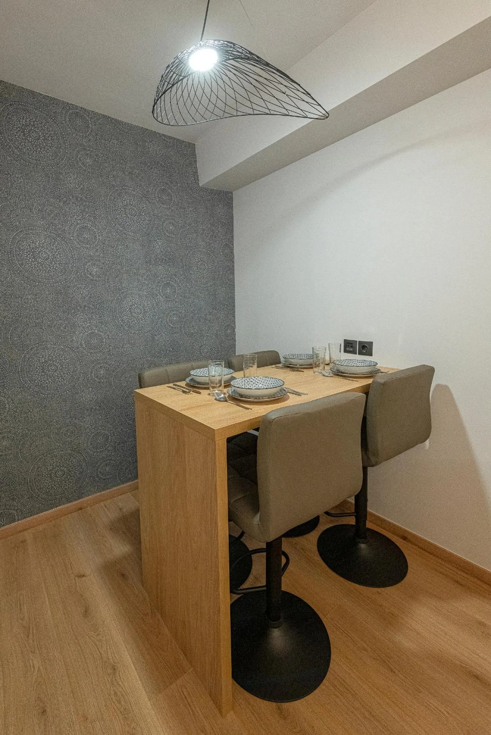 Dining area in Ethereal Athεns