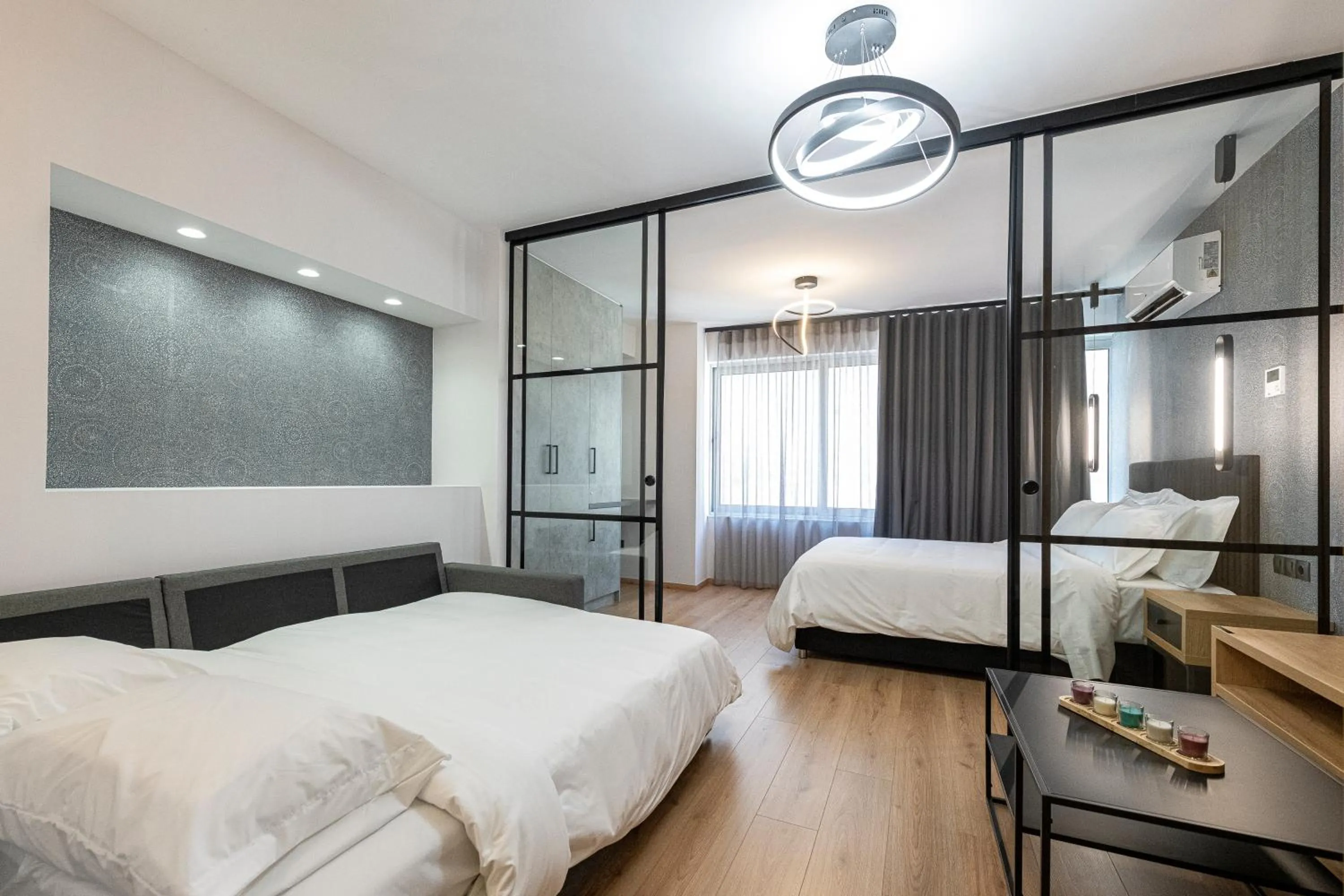 Bed in Ethereal Athεns