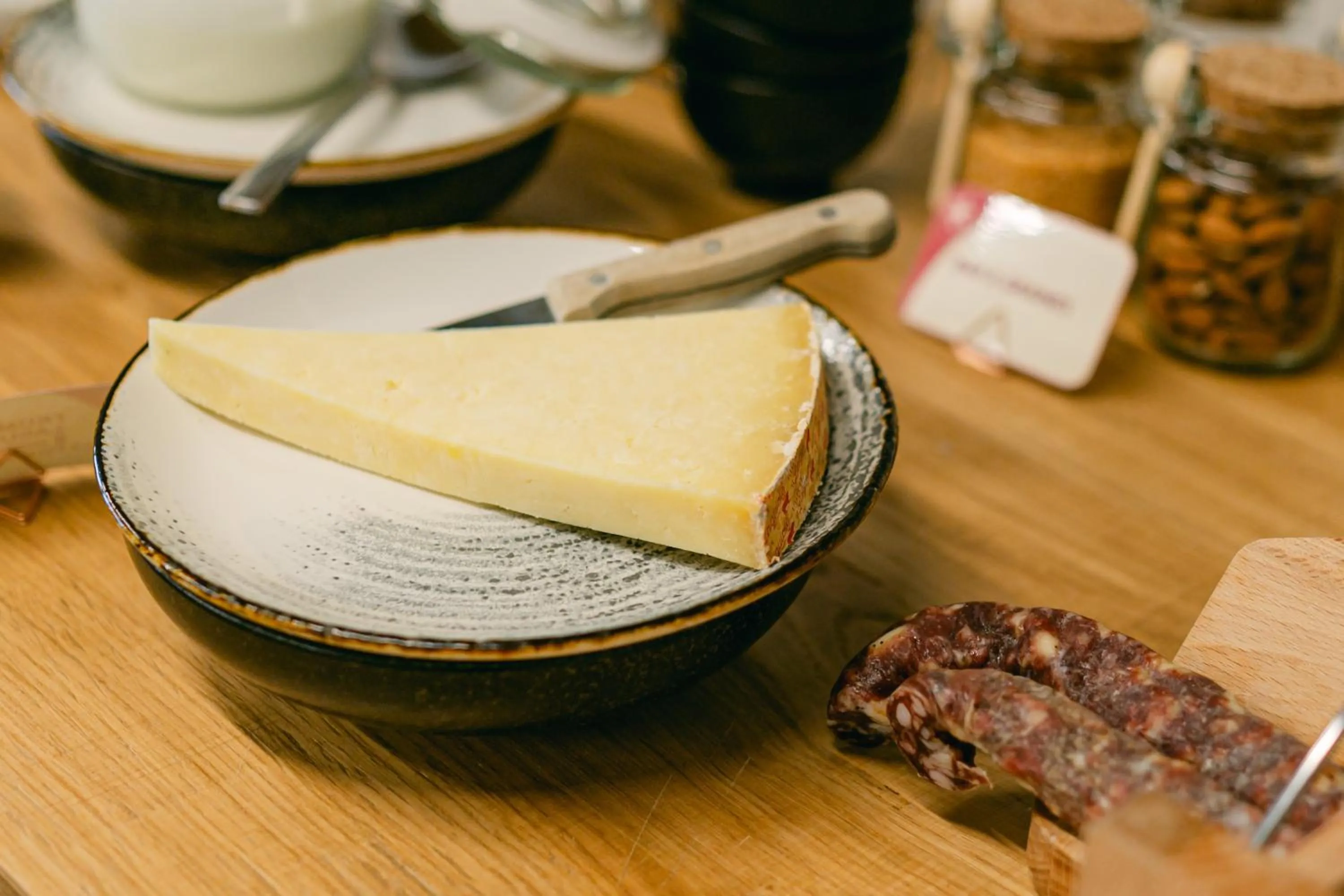 Breakfast in Logis hôtel restaurant l'Argence