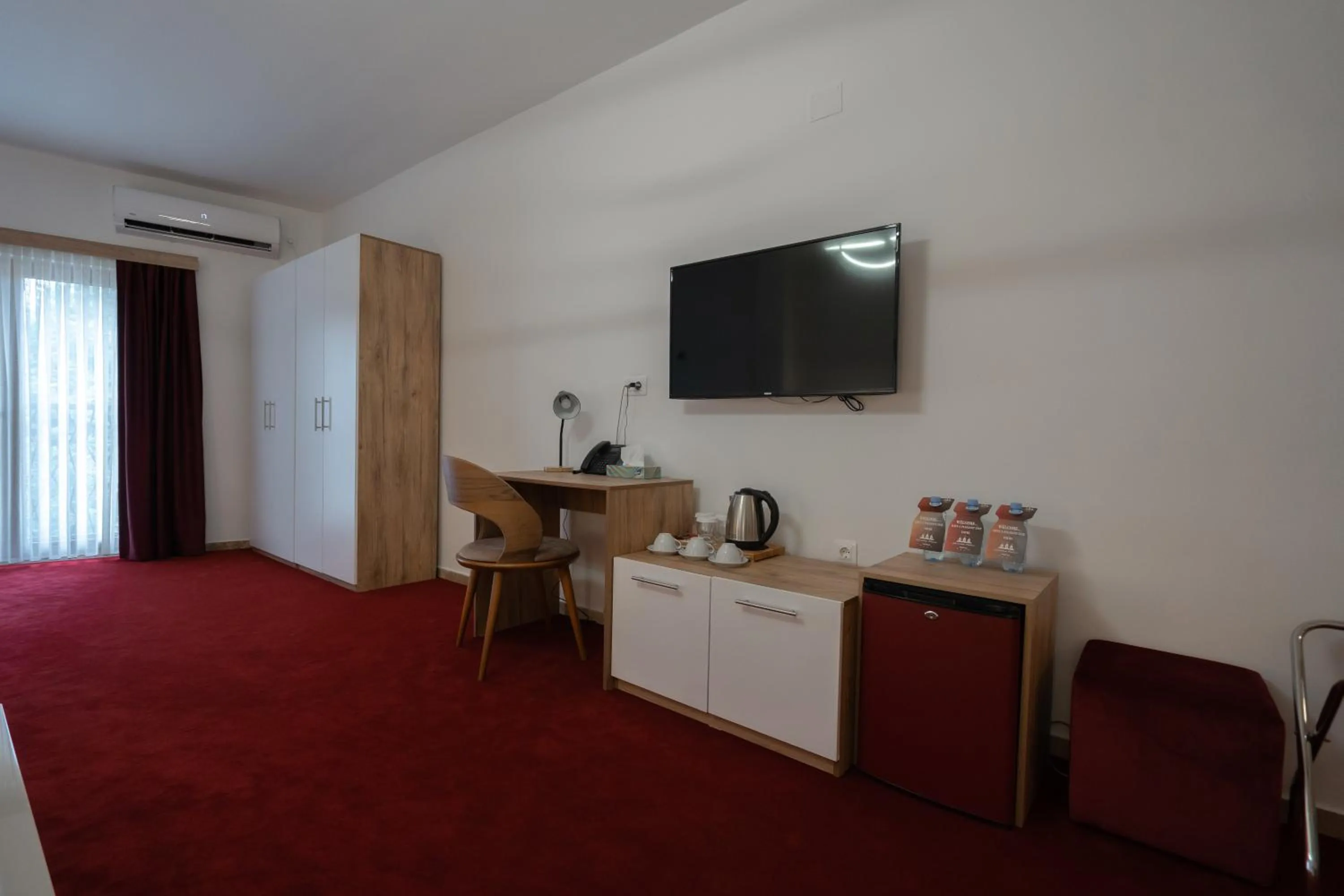 TV and multimedia in Austrian Palace Hotel