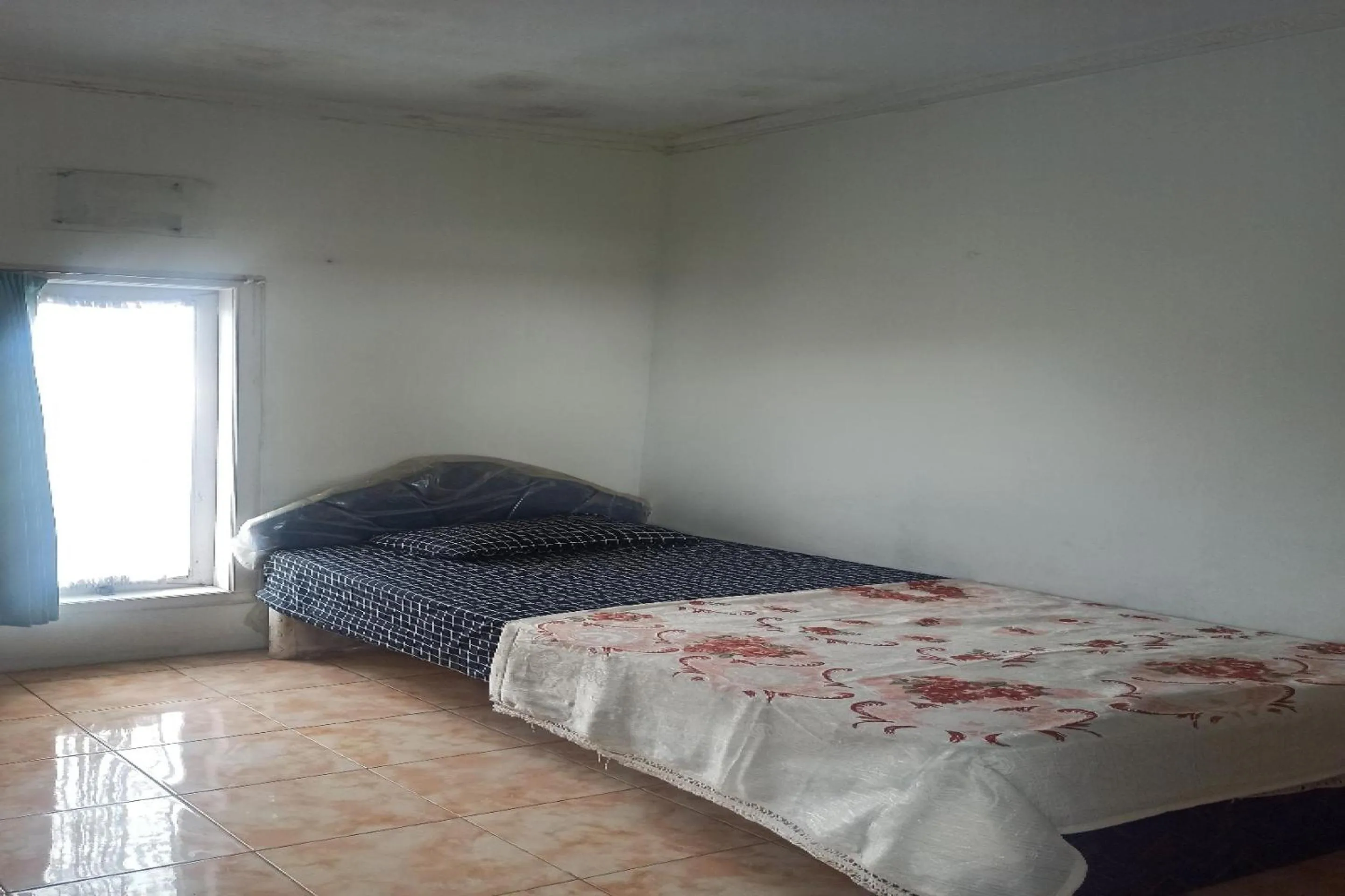 Bedroom, Bed in OYO Life 91339 Pondok Kost Aulia Syariah