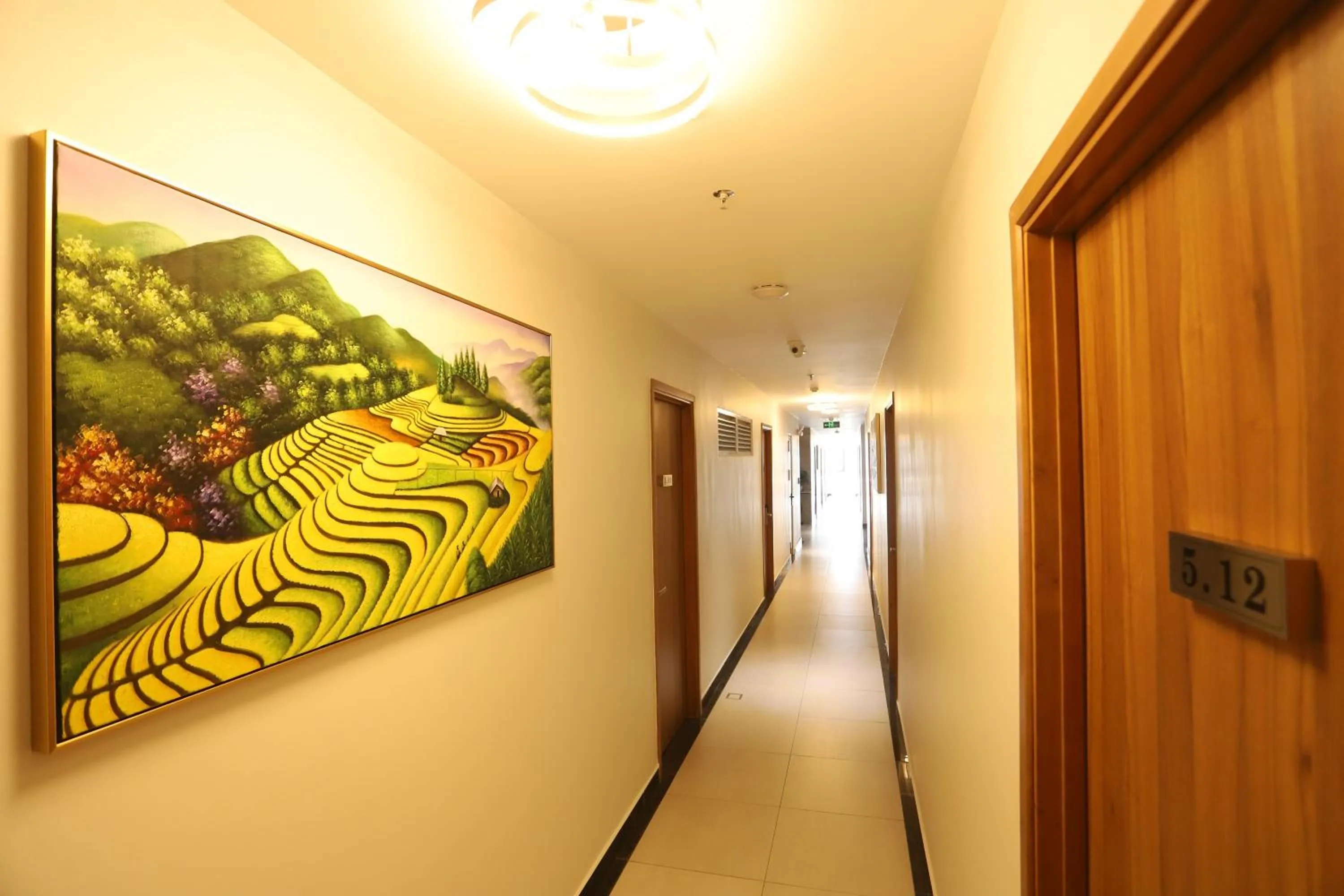 Area and facilities in Lanura Apartments and Hotel