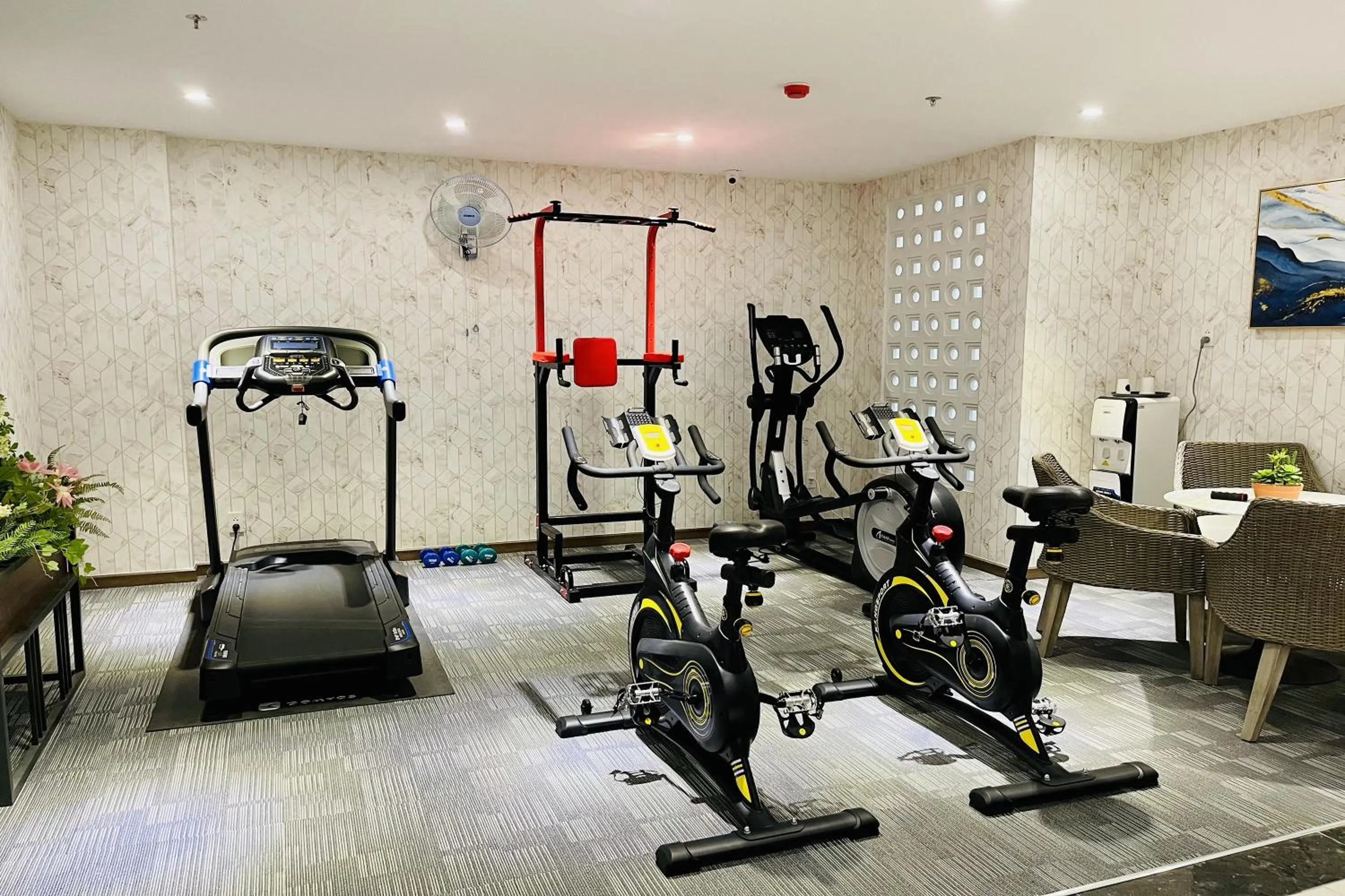 Area and facilities in Lanura Apartments and Hotel