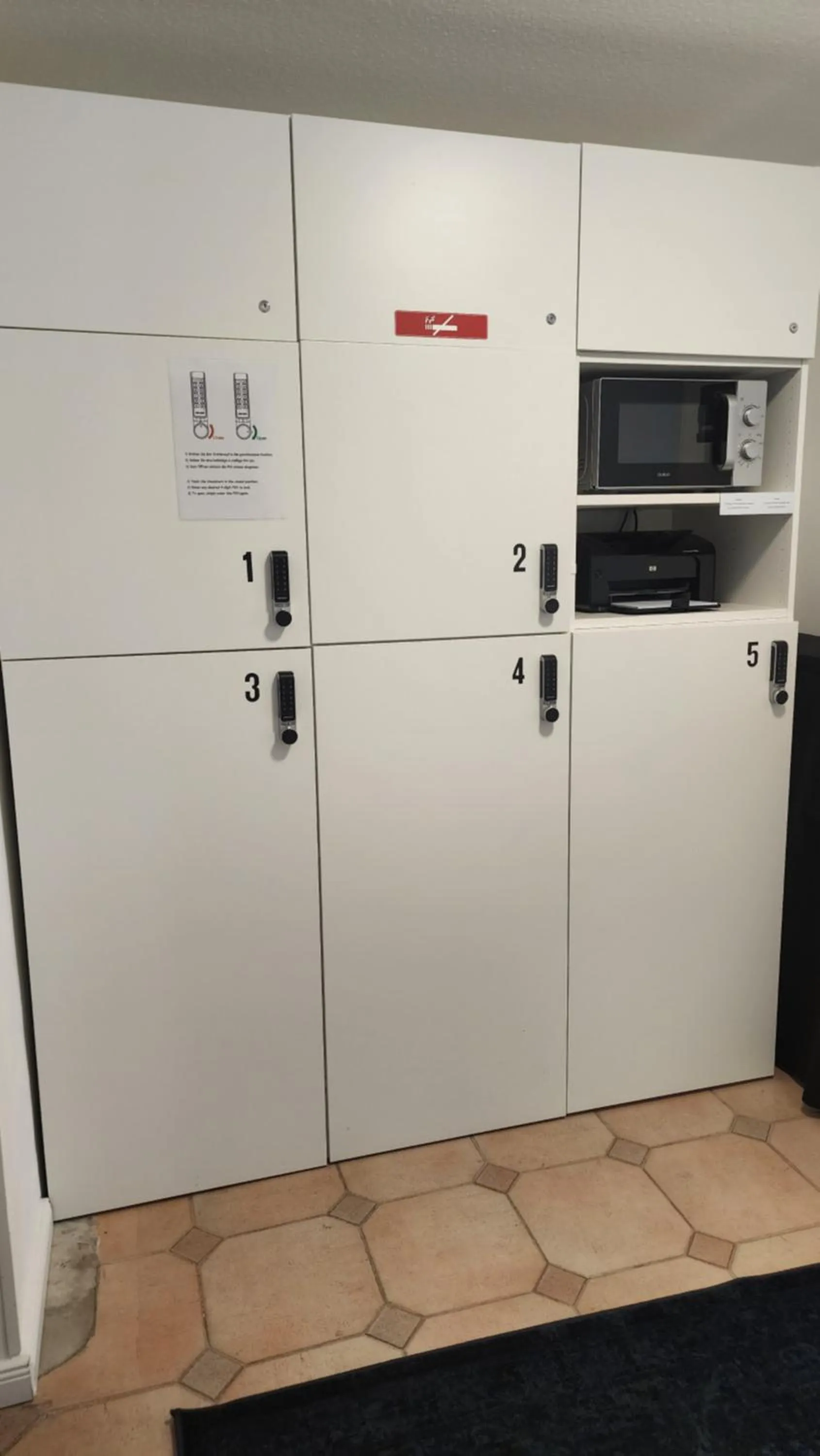 storage in Davin City Aparments - Self-Check-In