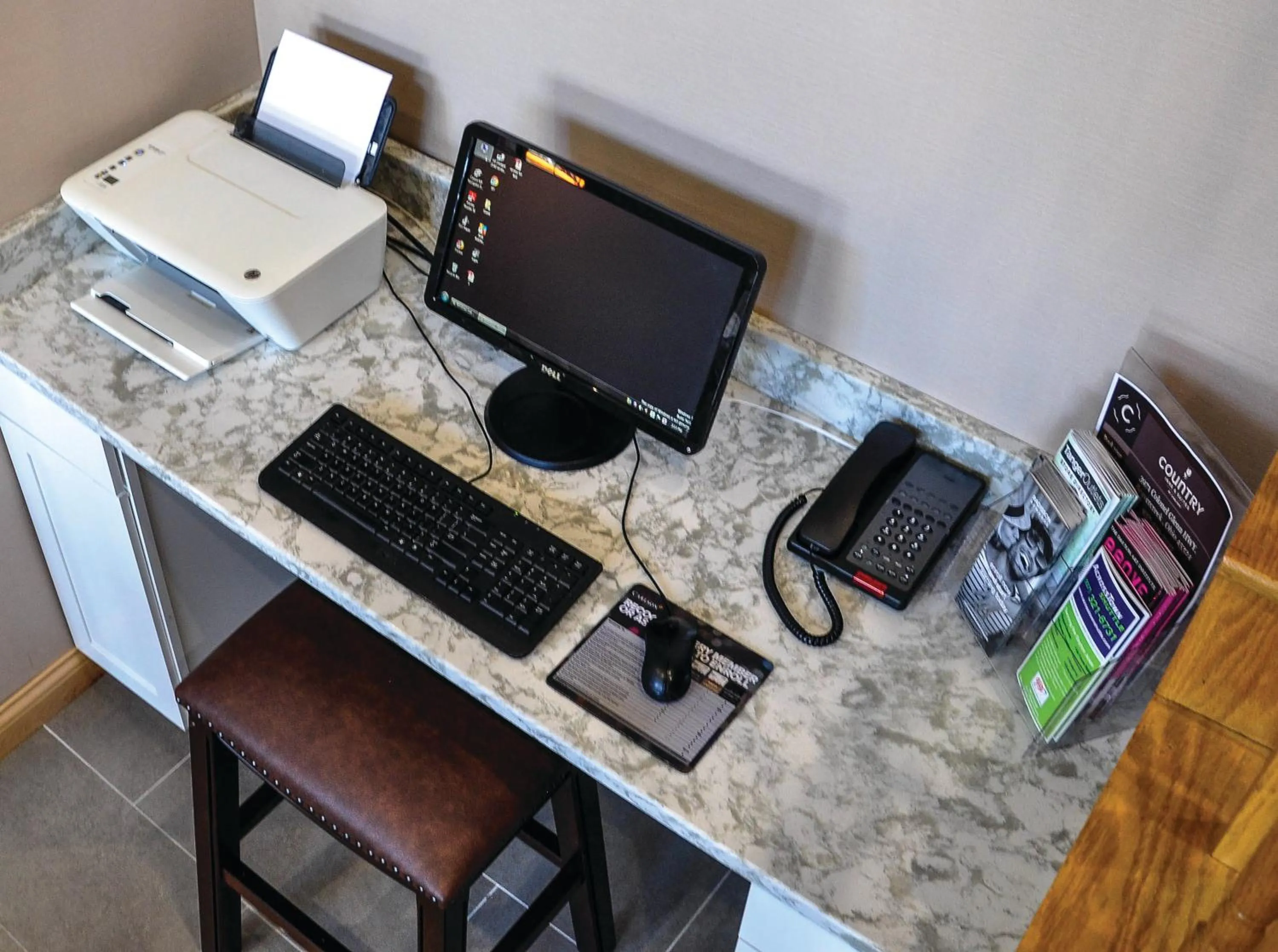 Business facilities in Country Inn & Suites by Radisson, Fairborn South, OH