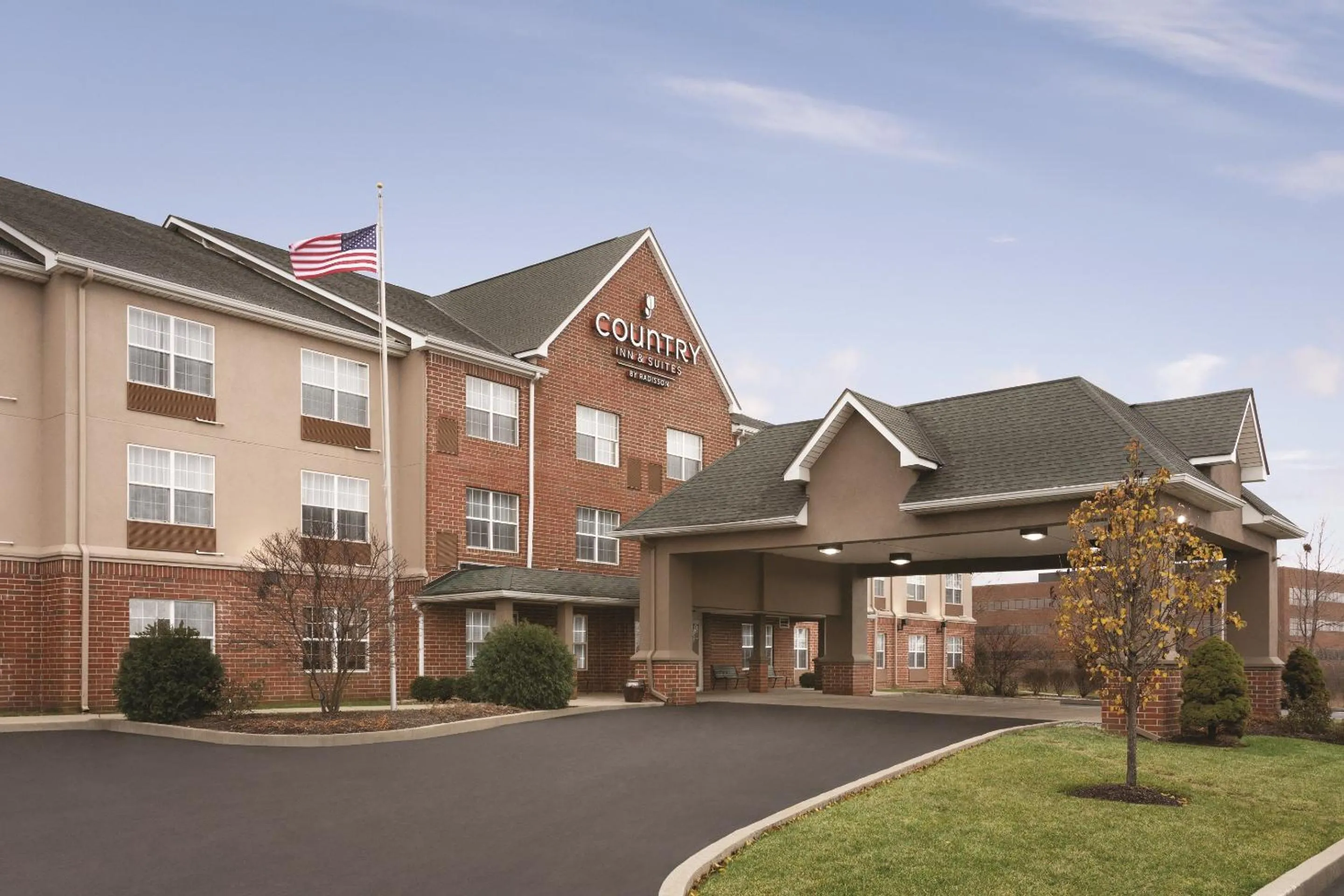 Facade/entrance in Country Inn & Suites by Radisson, Fairborn South, OH