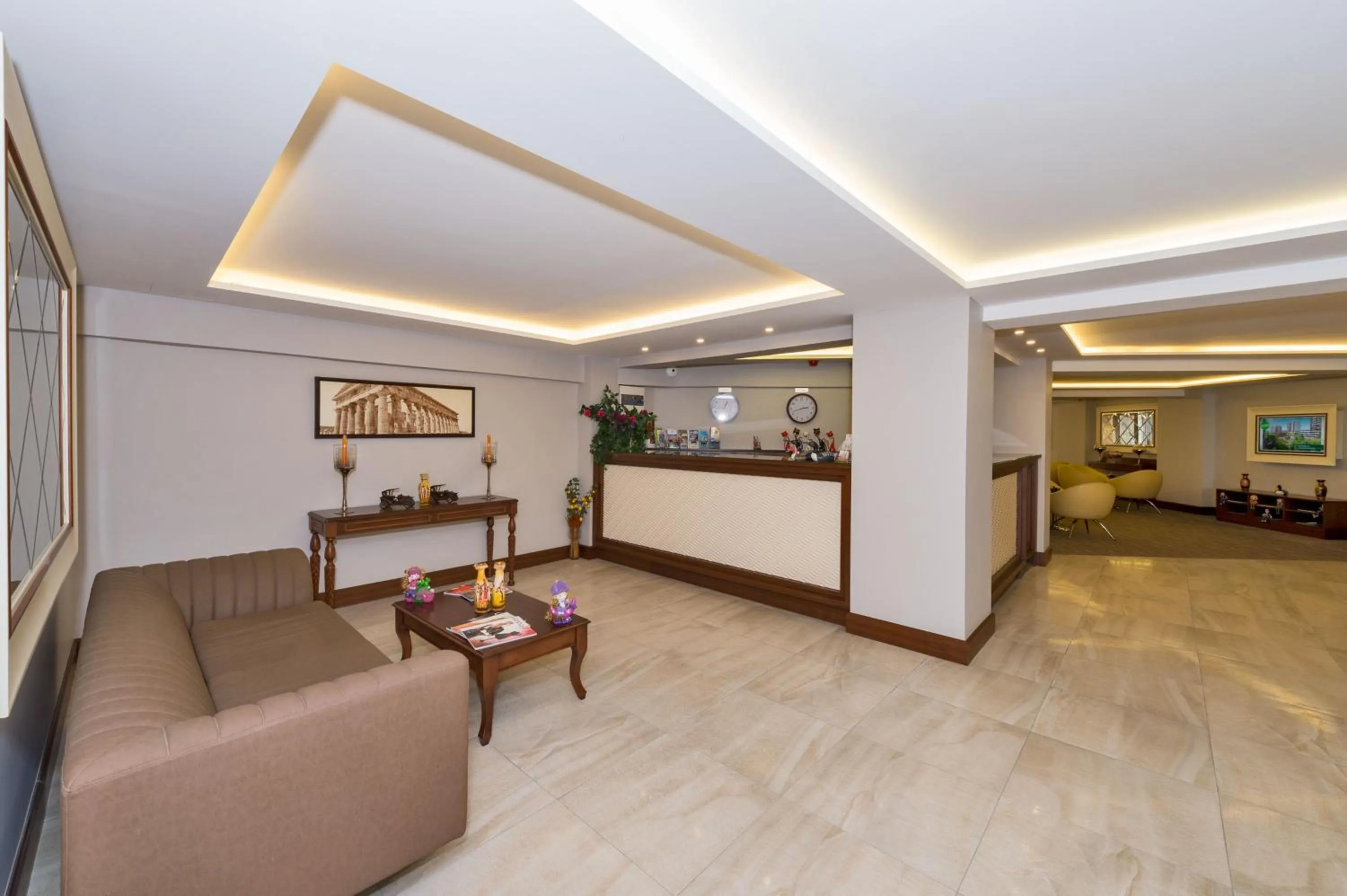 Facade/entrance, Lobby/Reception in Bergama Hotel