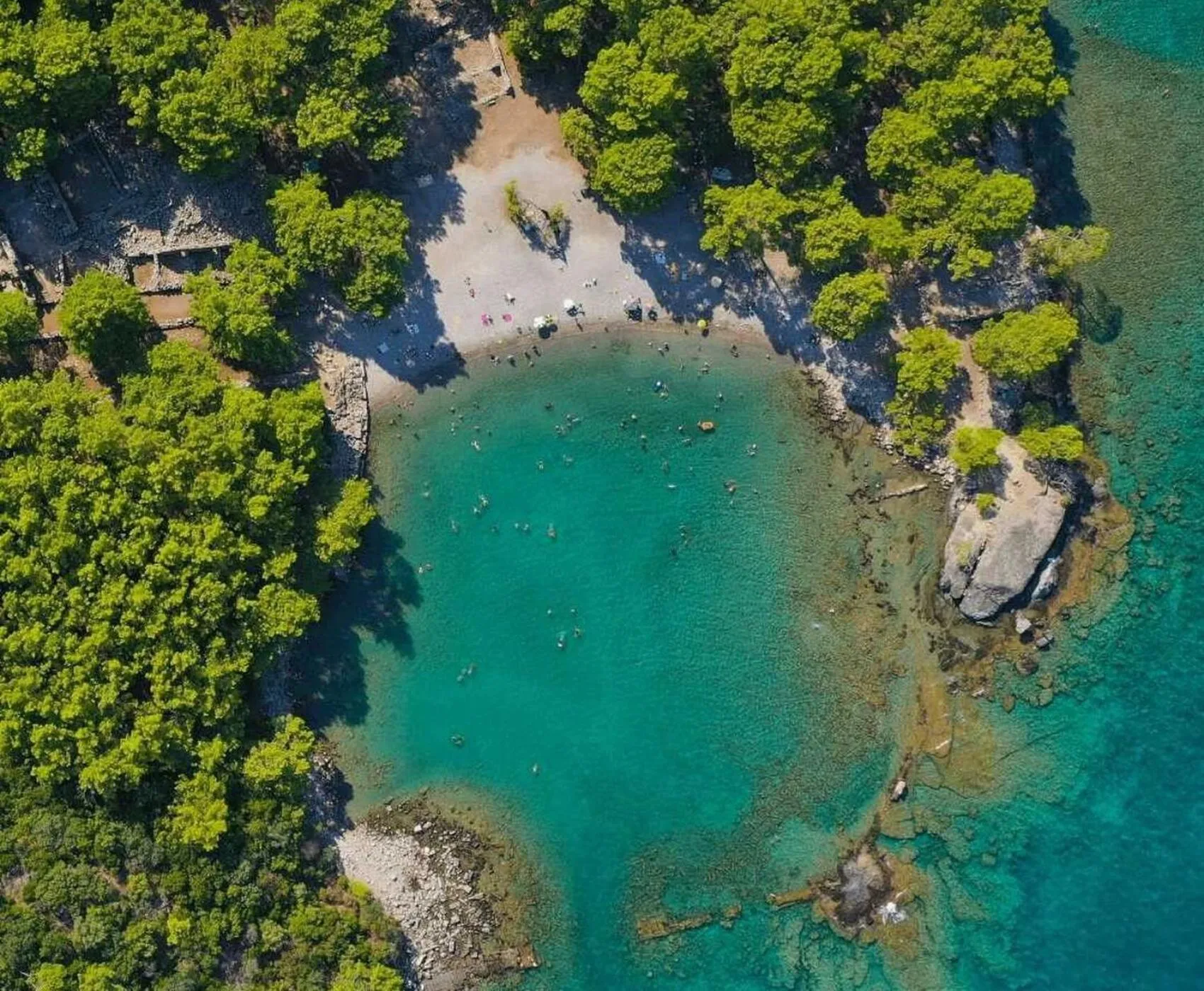 Natural landscape in Hotel Lunay