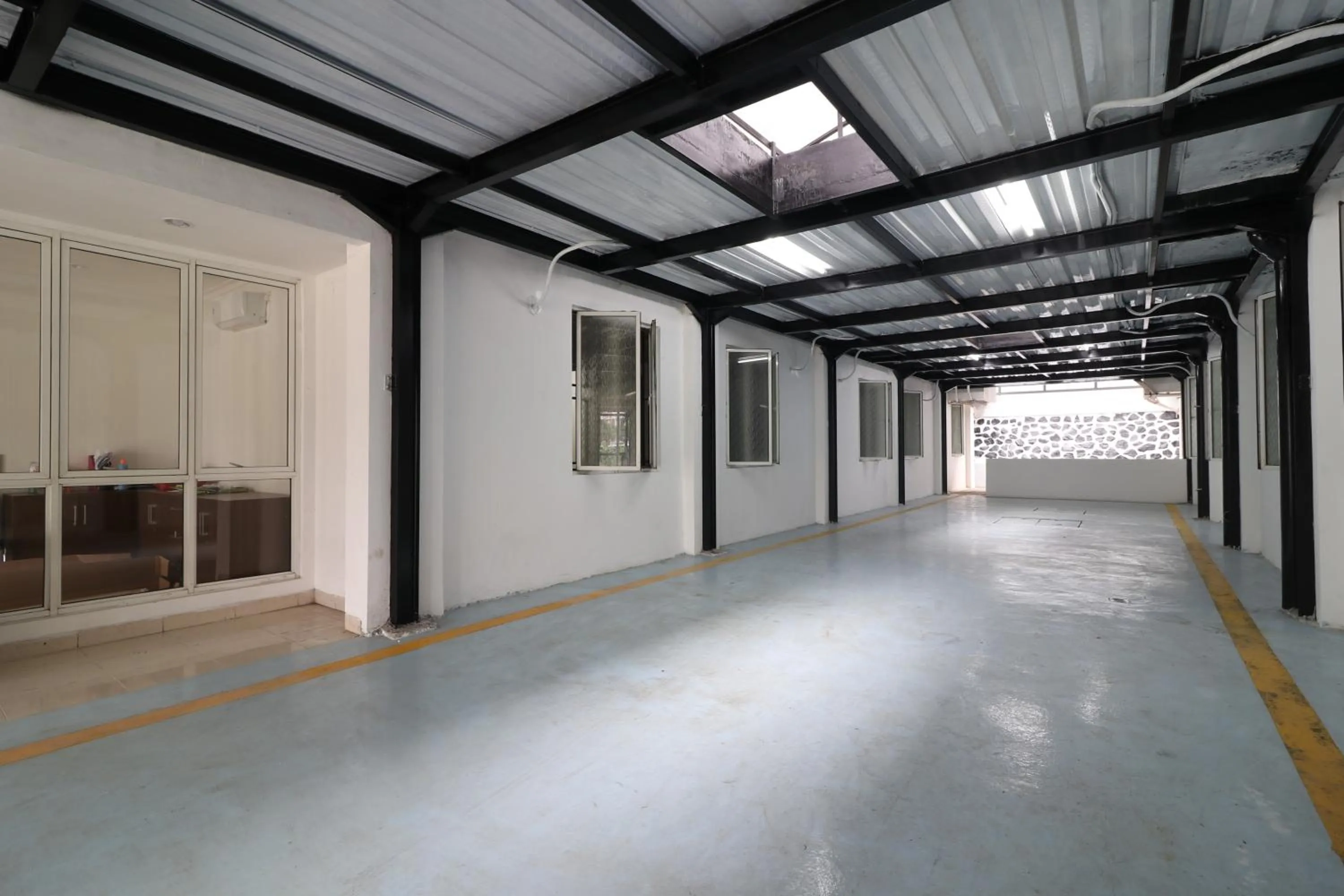 Property building in Mroom DS 2