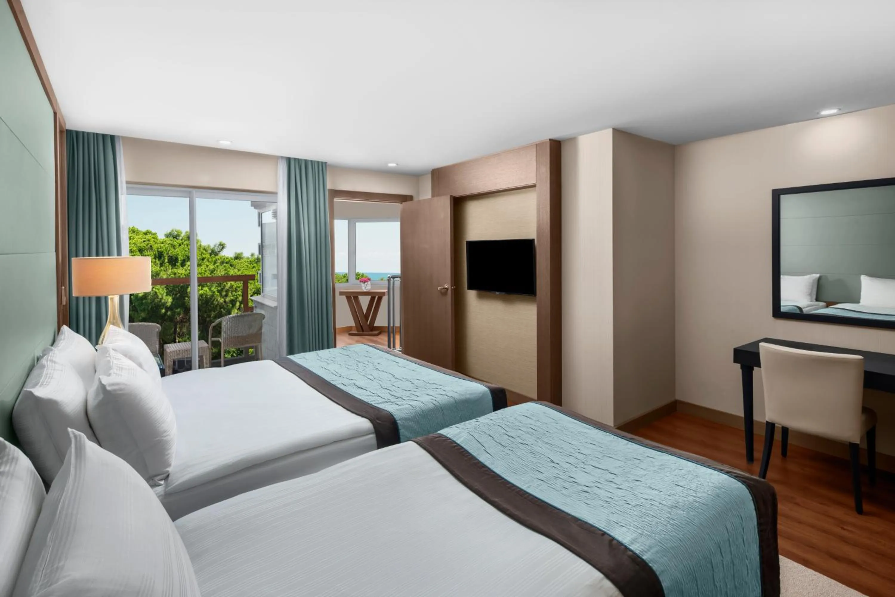 Bedroom, Bed in Papillon Zeugma Relaxury