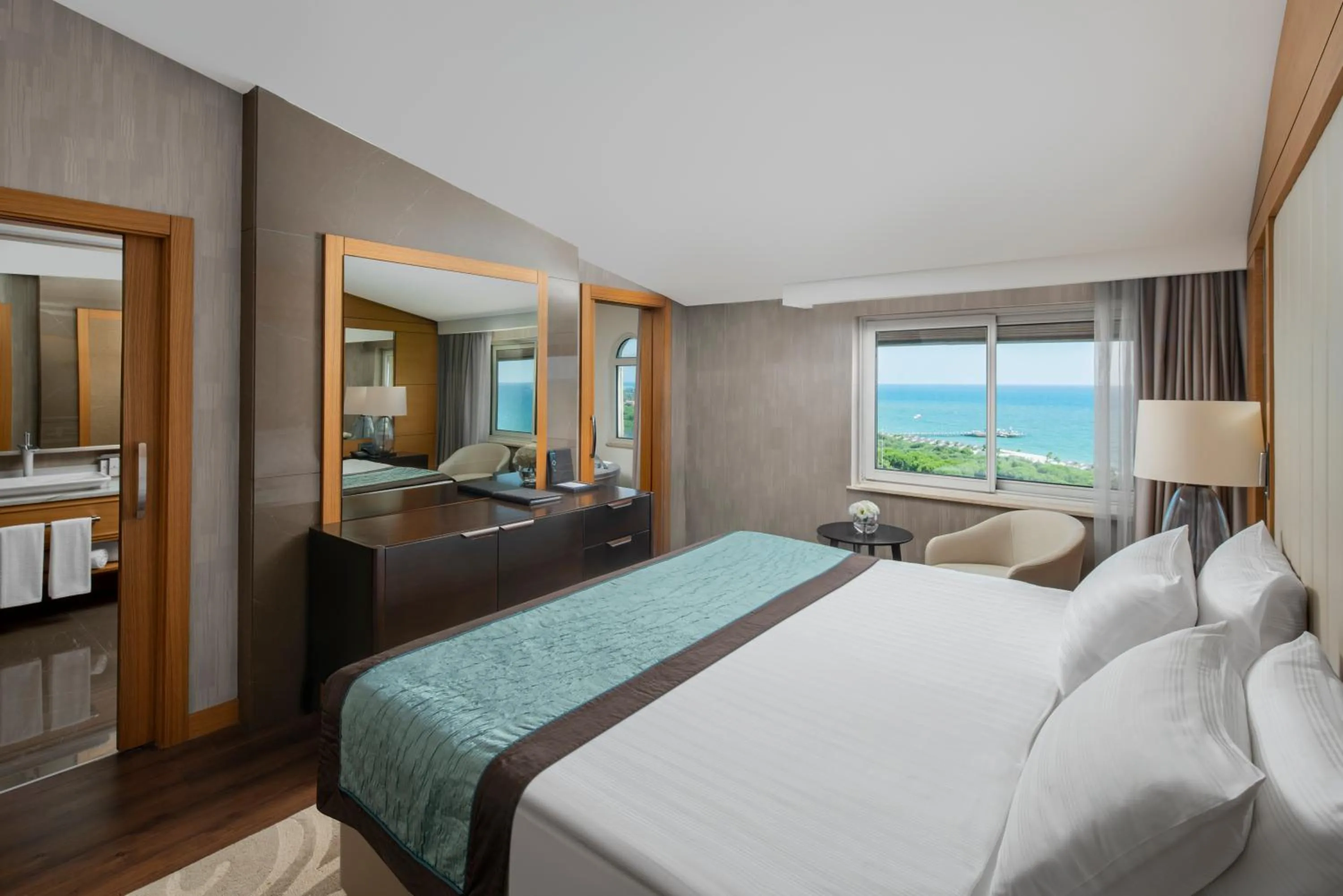 Bedroom, Bed in Papillon Zeugma Relaxury