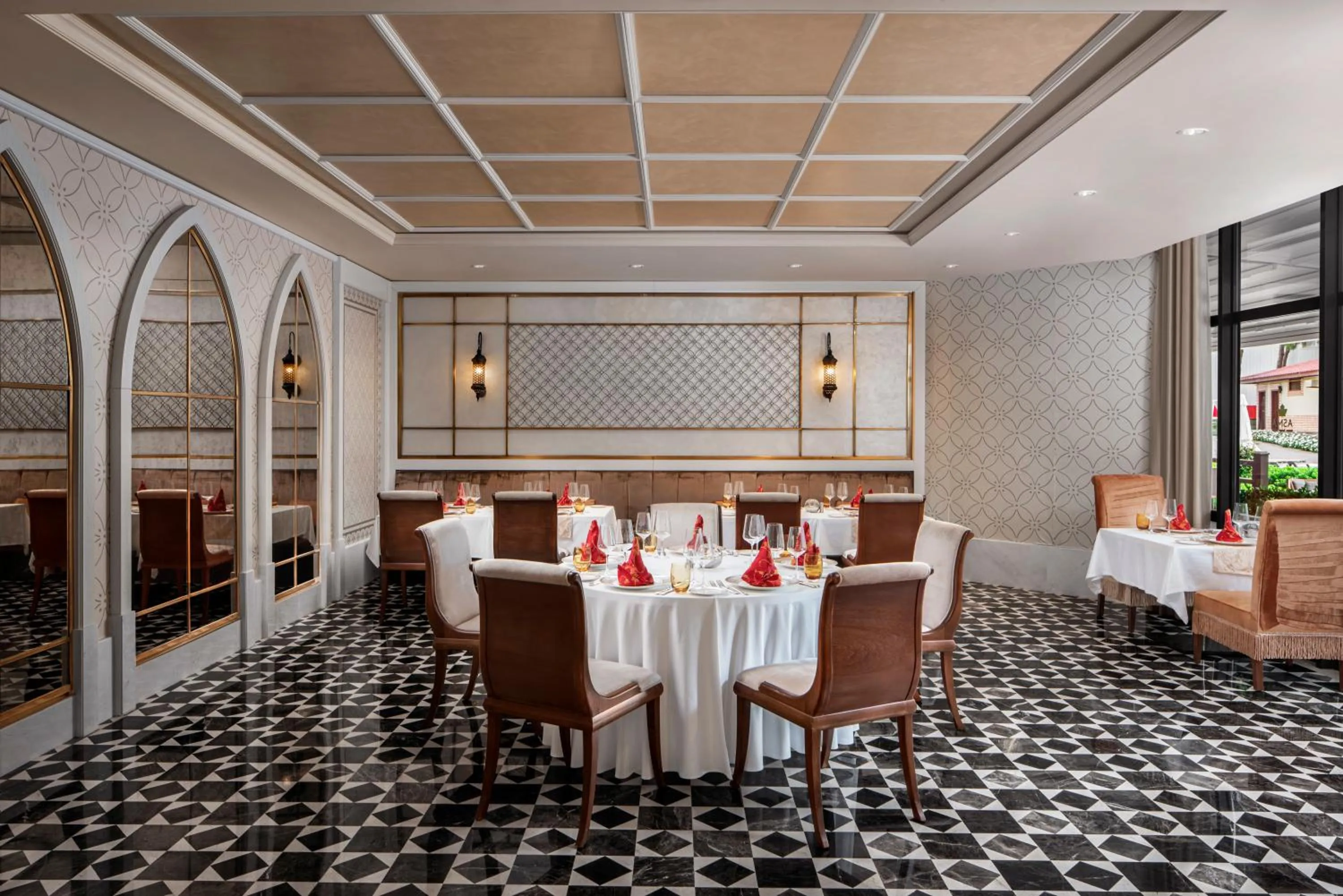 Restaurant/places to eat in Papillon Zeugma Relaxury