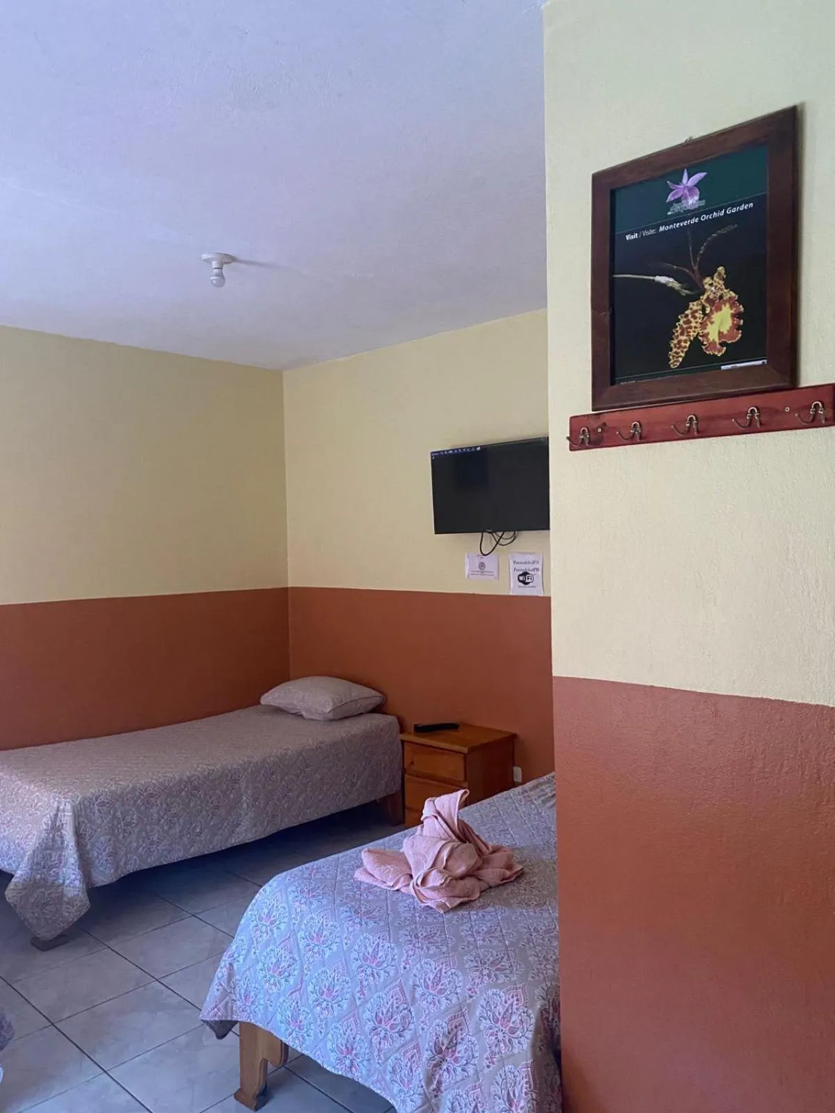 Bedroom, Bed in Hotel La Puesta Del Sol B&B